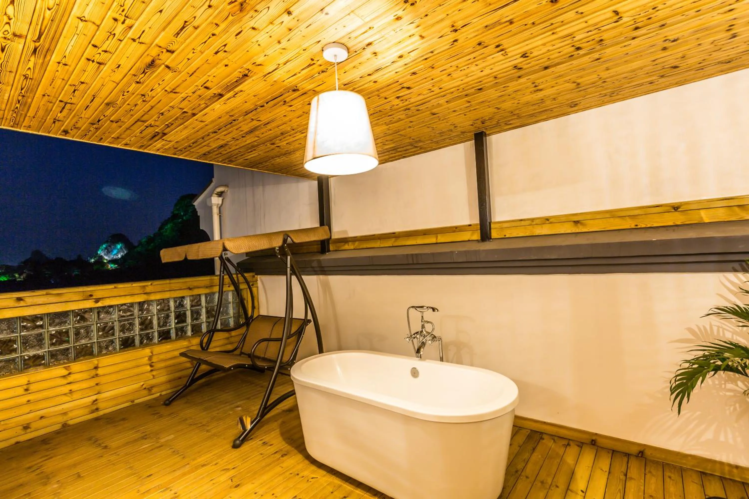 Balcony/Terrace in Moon Flower Hotel