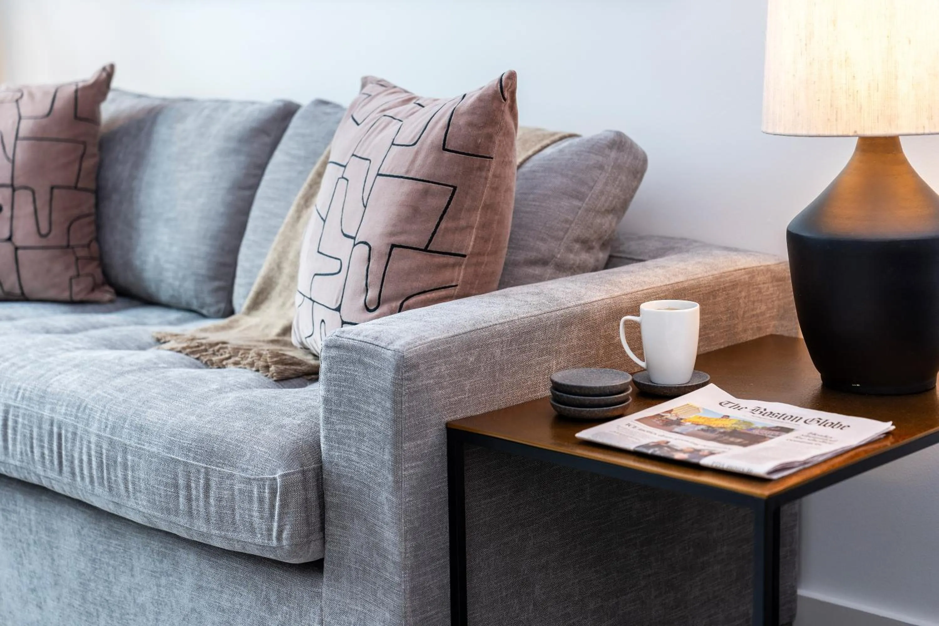 Living room in Luxury Apartments by Hyatus Downtown Boston