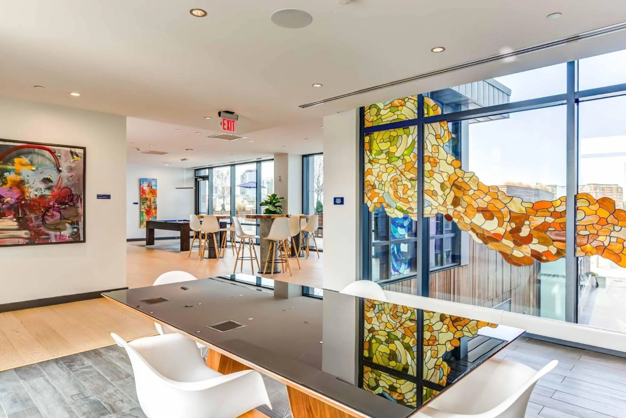 Garden in Luxury Apartments by Hyatus Downtown Boston