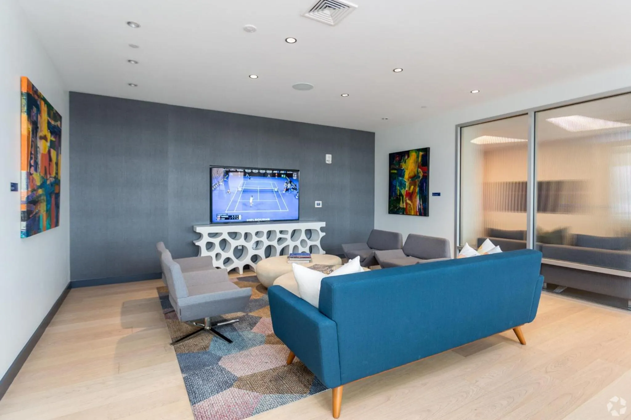 Seating area in Luxury Apartments by Hyatus Downtown Boston
