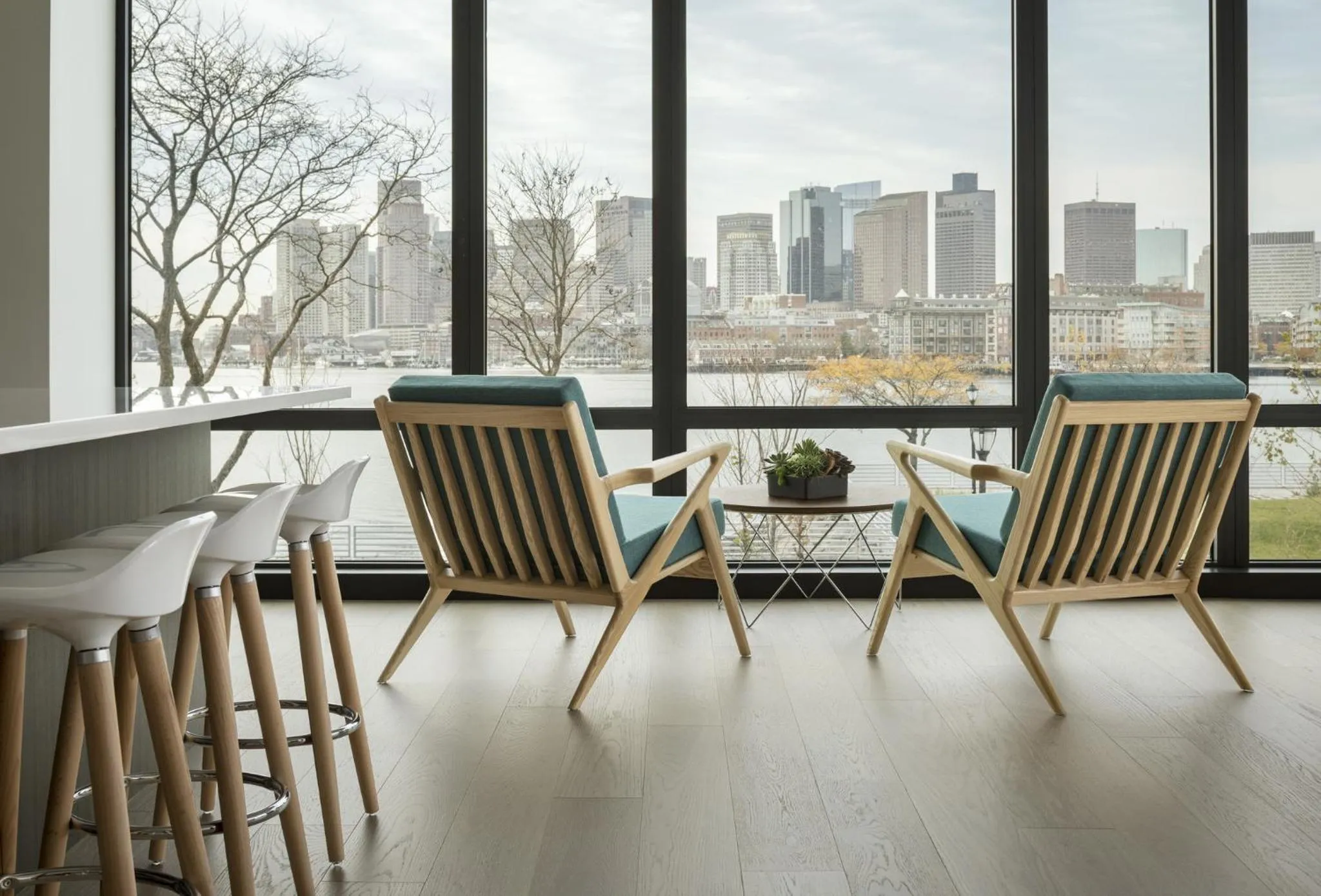 Seating area in Luxury Apartments by Hyatus Downtown Boston