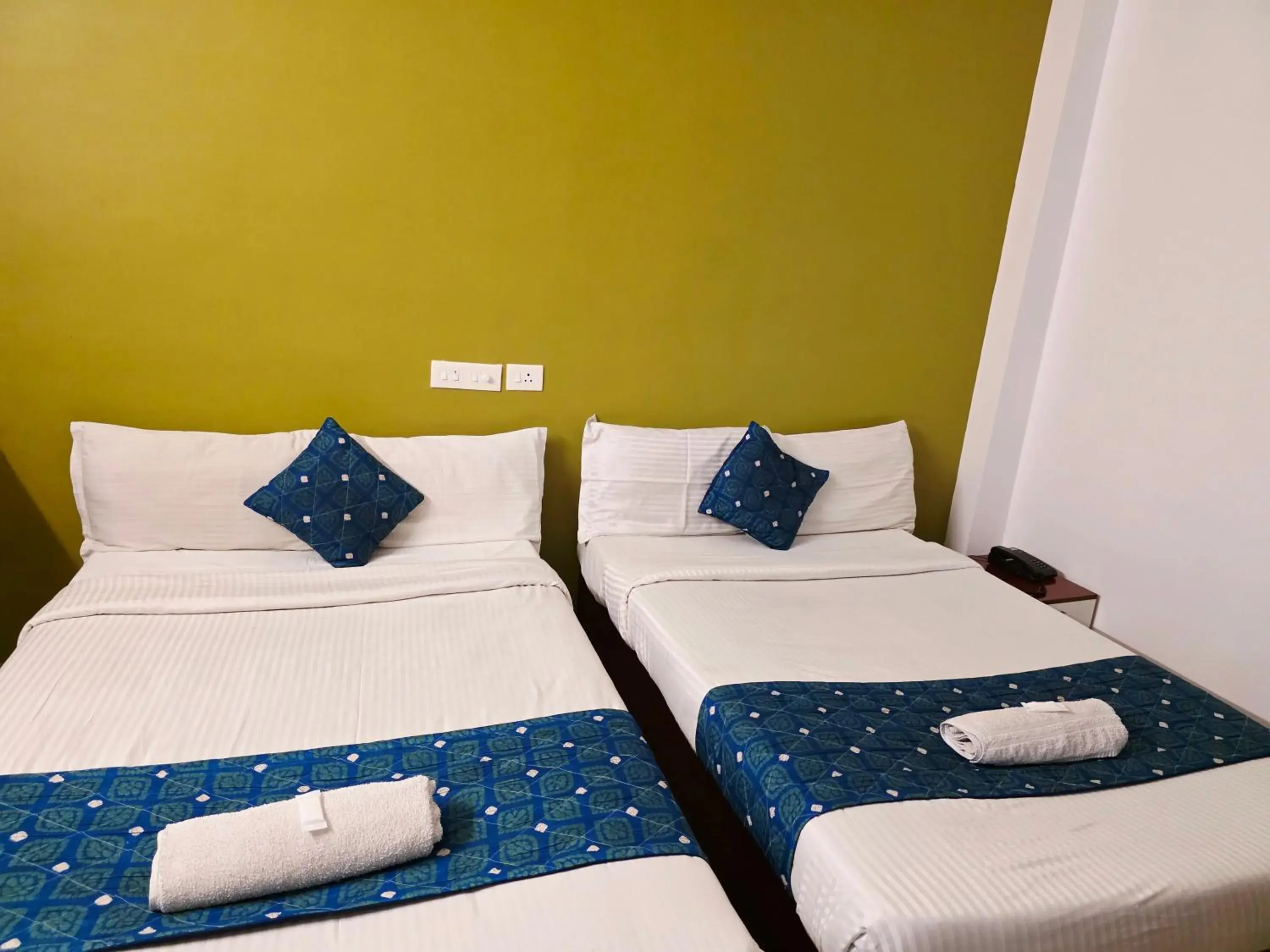 Deluxe Twin Room in Sulthan Hotel & Restaurant Deluxe Twin Room in Sulthan Hotel & Restaurant