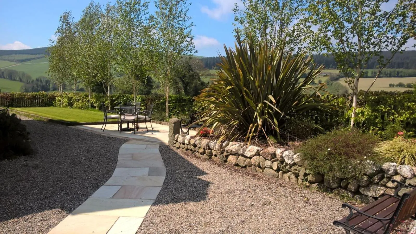 Patio in Macreddin Rock Bed & Breakfast