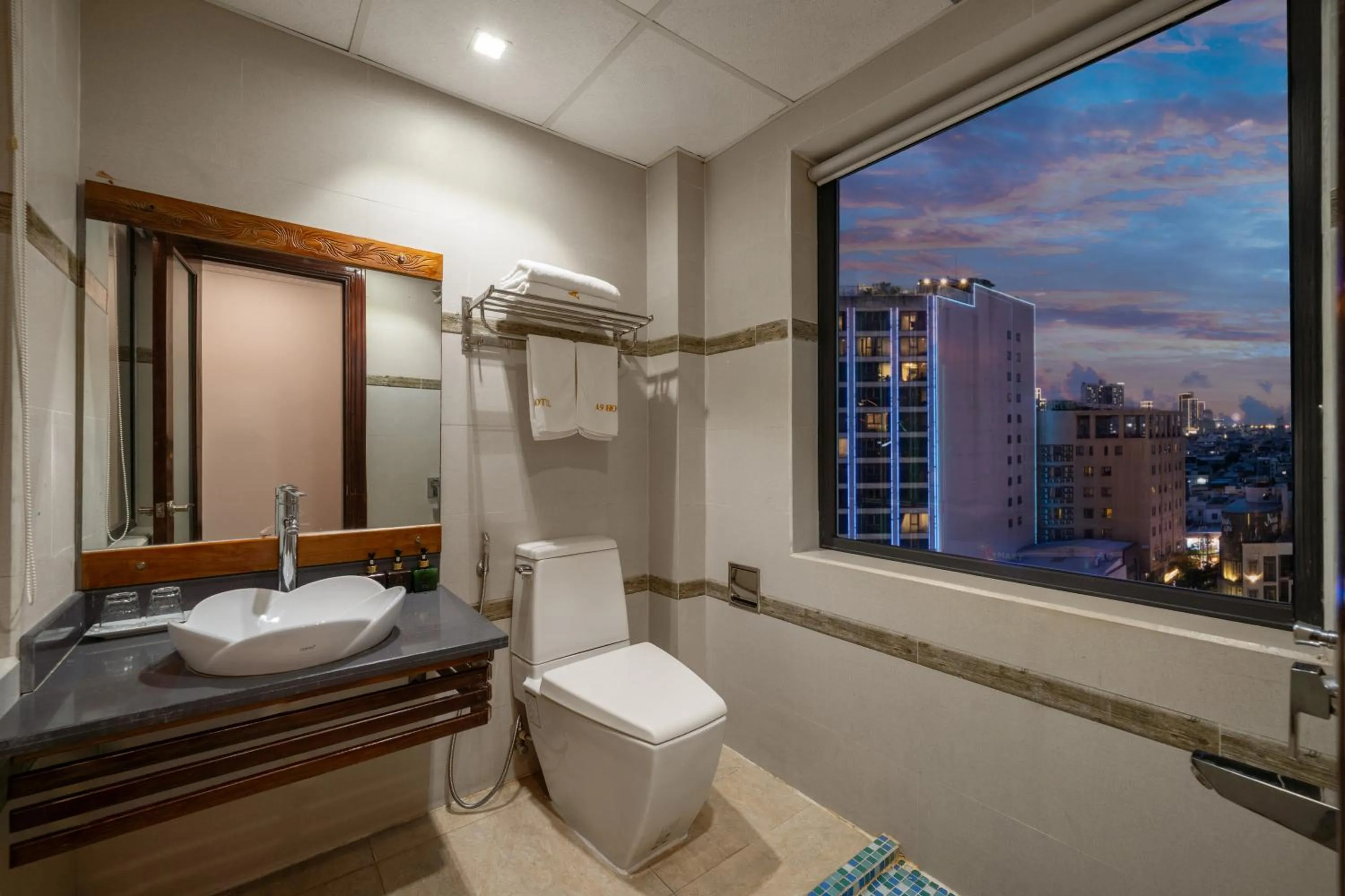 Toilet in A9 Beach Hotel Da Nang