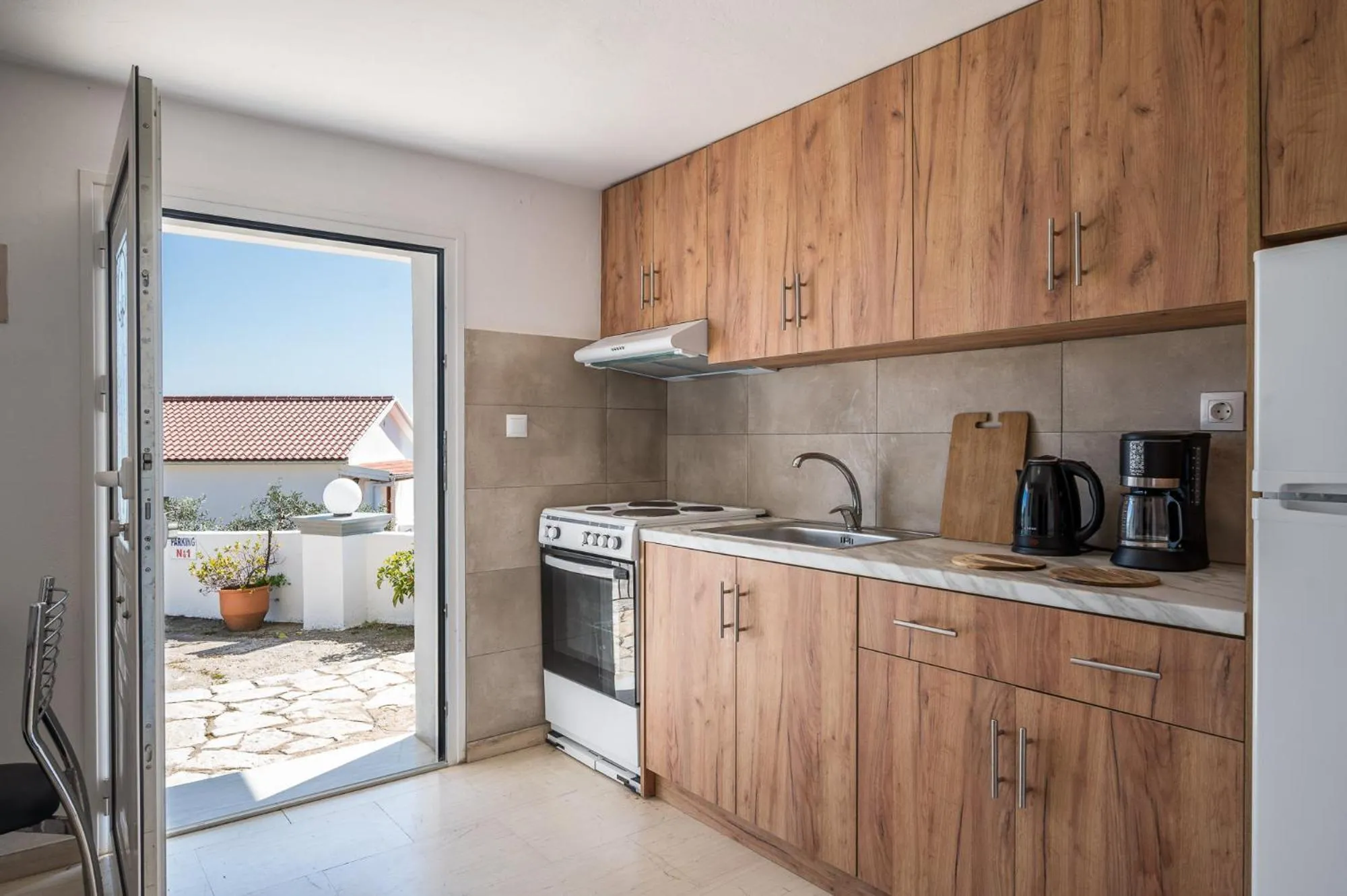 Coffee/tea facilities in Katerina Horizon Apartments by Konnect - 1,8km from Ipsos beach