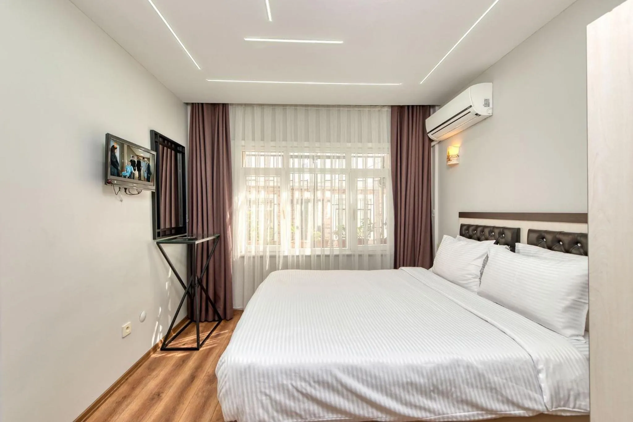 Apartment - single occupancy - Ground Floor in Bright Apart Hotel