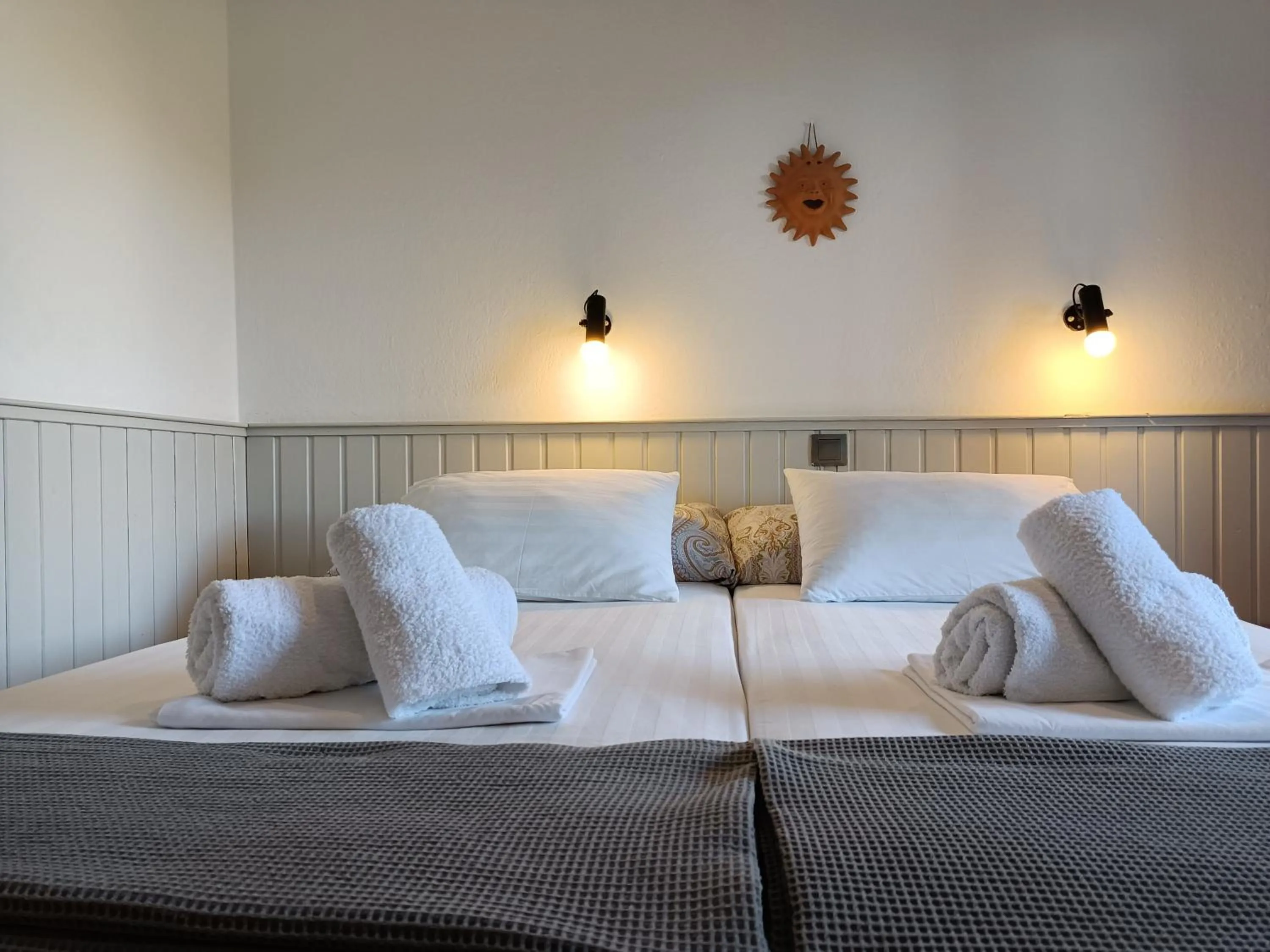 Bedroom, Bed in Marios Garden House