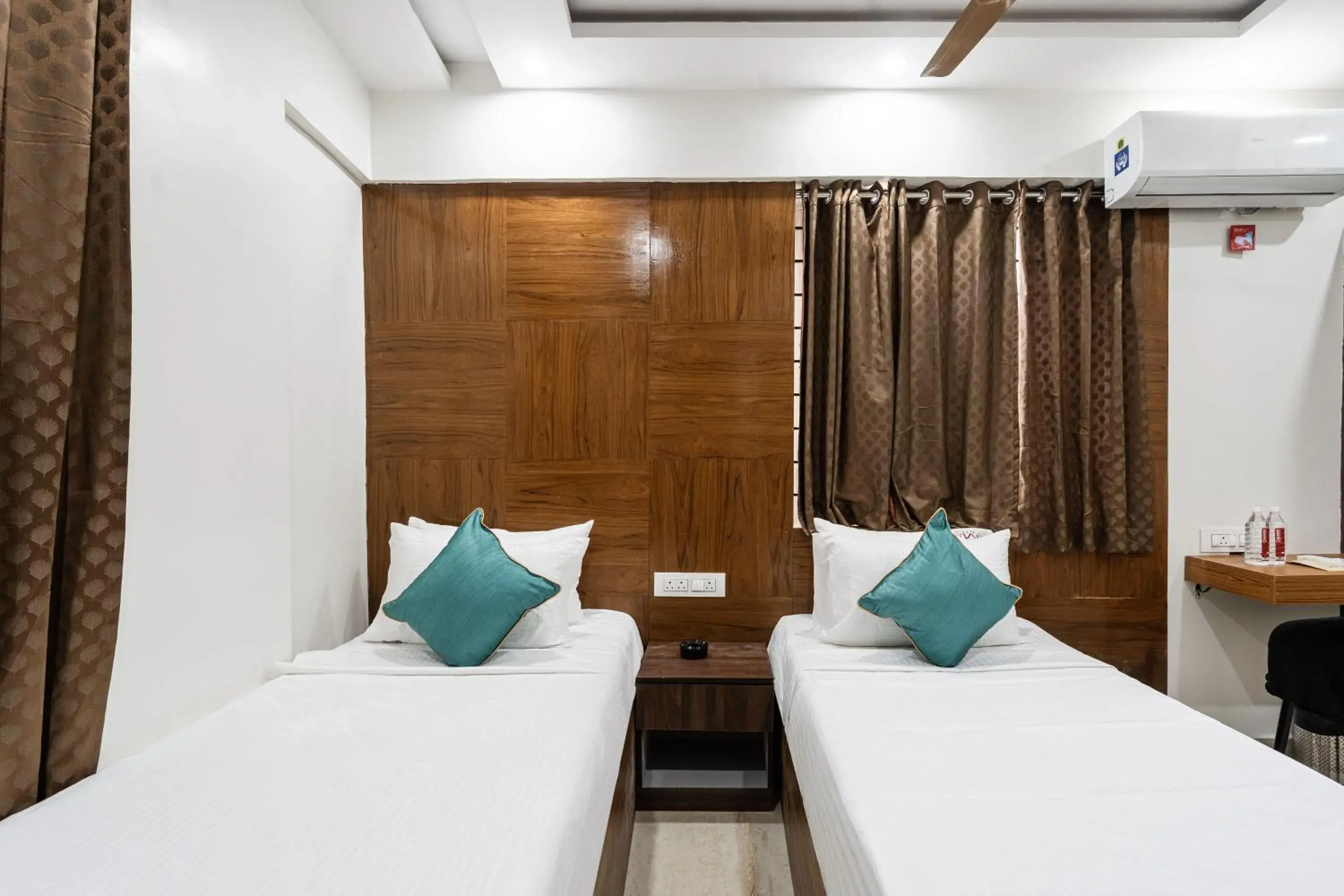 Standard Double or Twin Room - single occupancy in Elmas Suites Bellandur Standard Double or Twin Room - single occupancy in Elmas Suites Bellandur