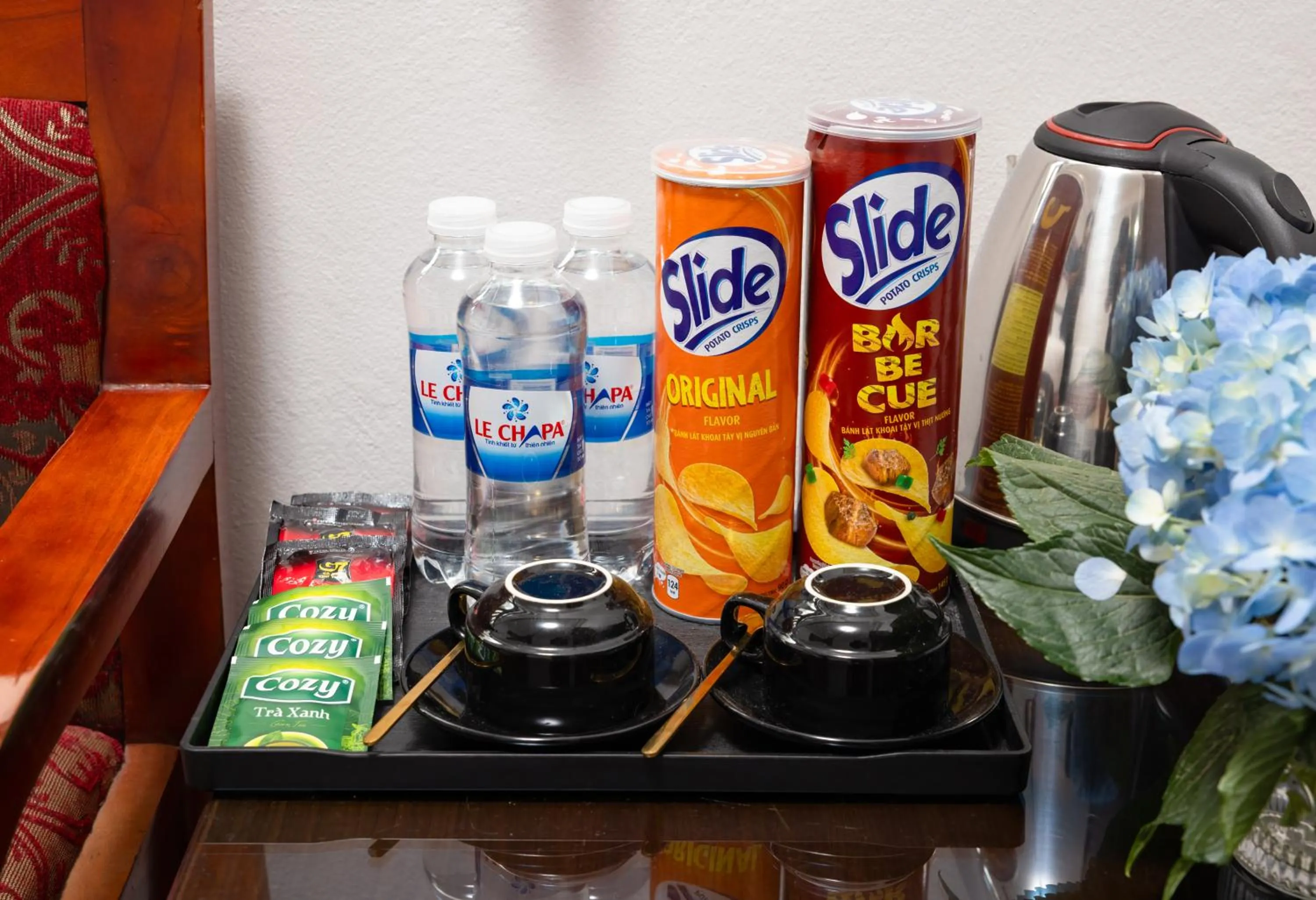 Coffee/tea facilities in July House Central Sapa