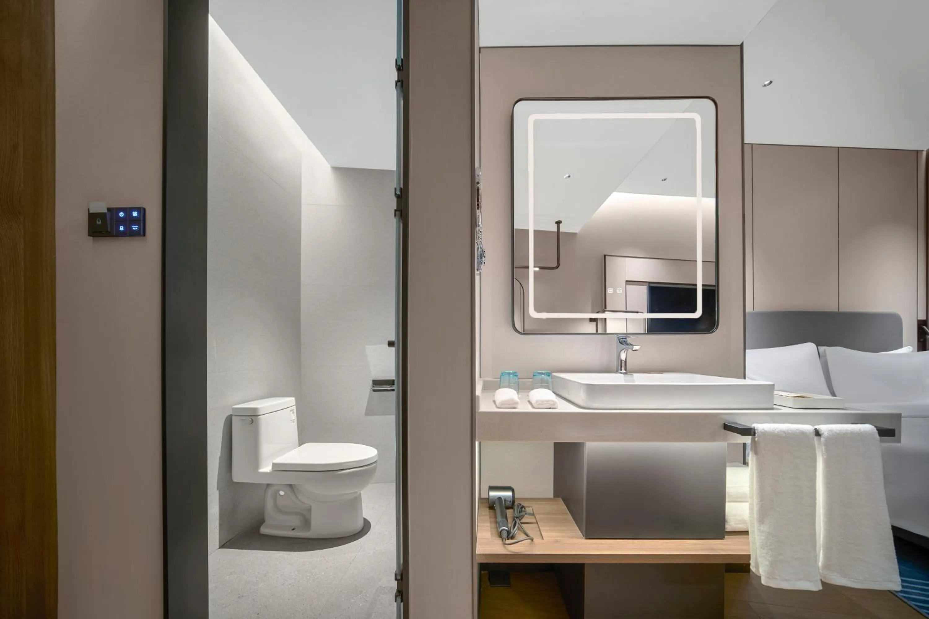 Bathroom in Holiday Inn Express Yibin Xuzhou by IHG