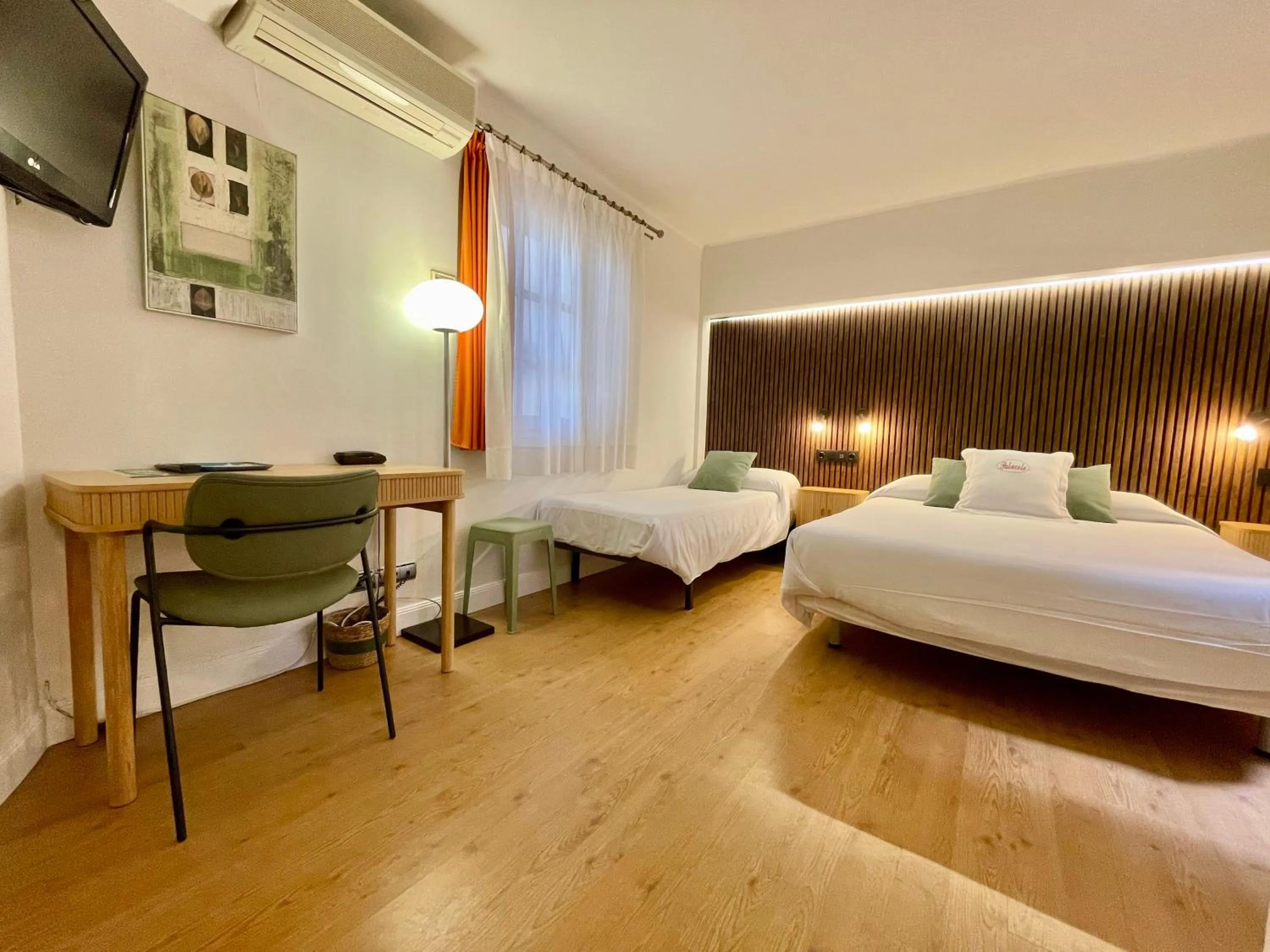 Bed in Hotel Palacete