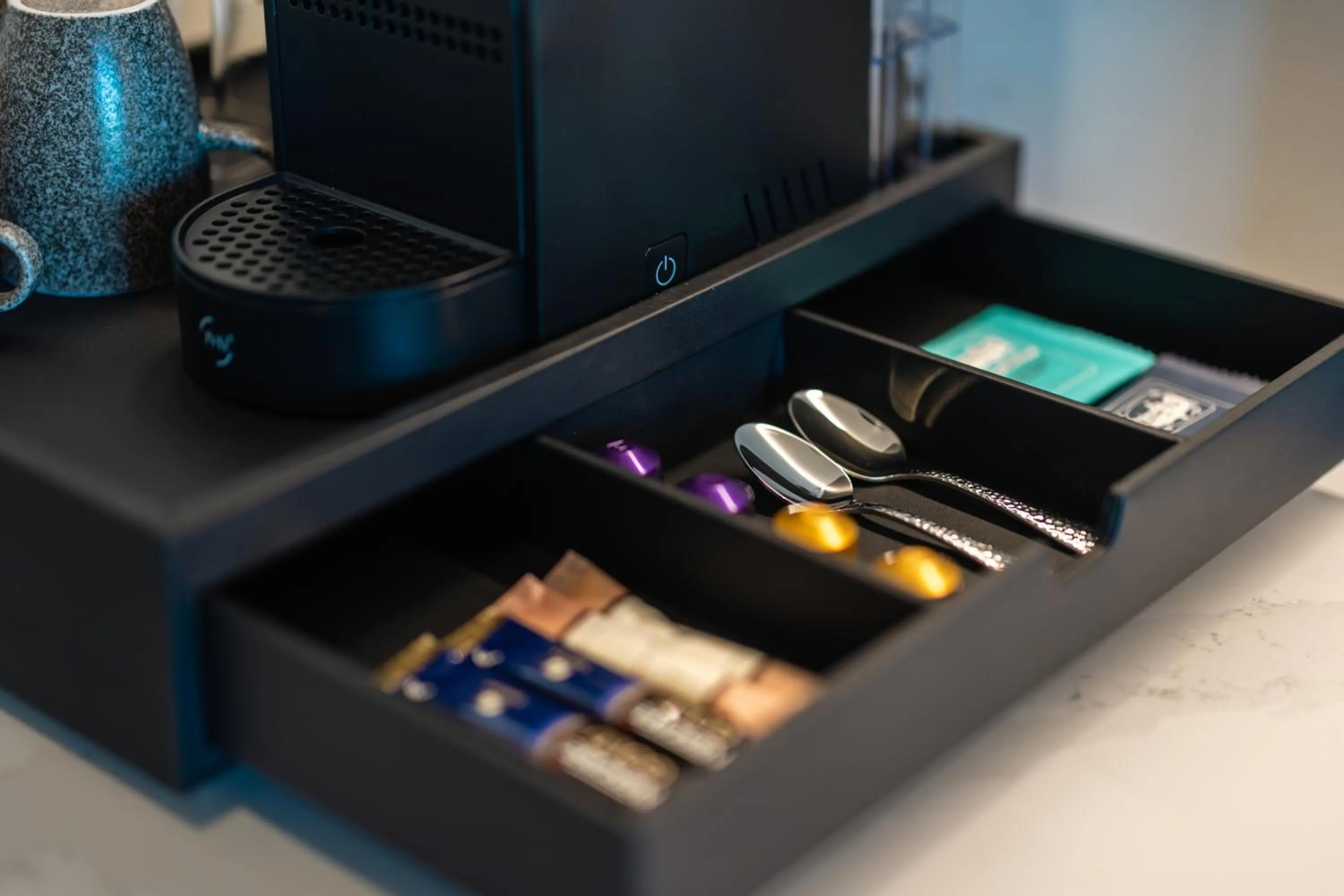 Coffee/tea facilities in NOTO Hotel