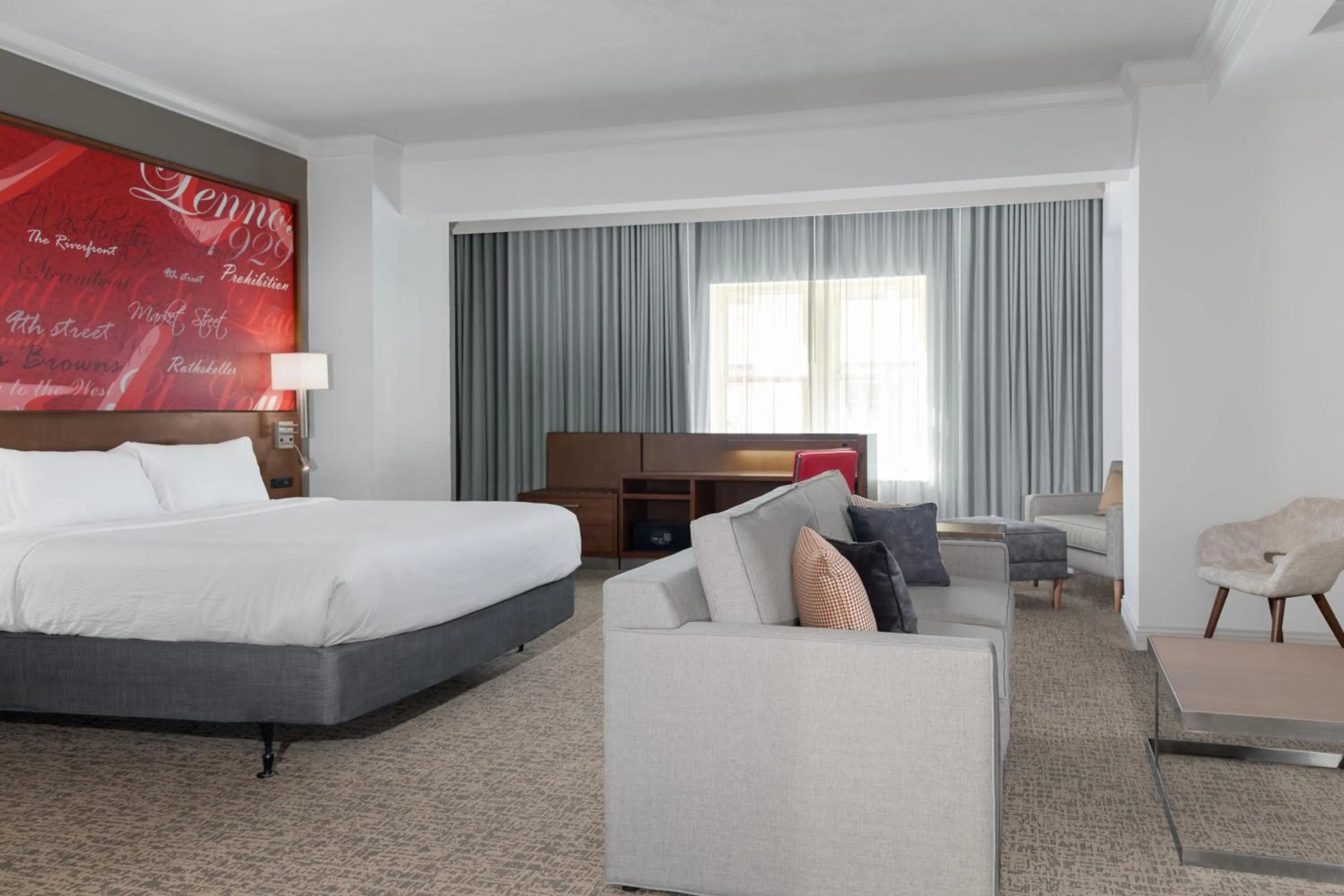 Living room, Bed in Courtyard St. Louis Downtown/Convention Center