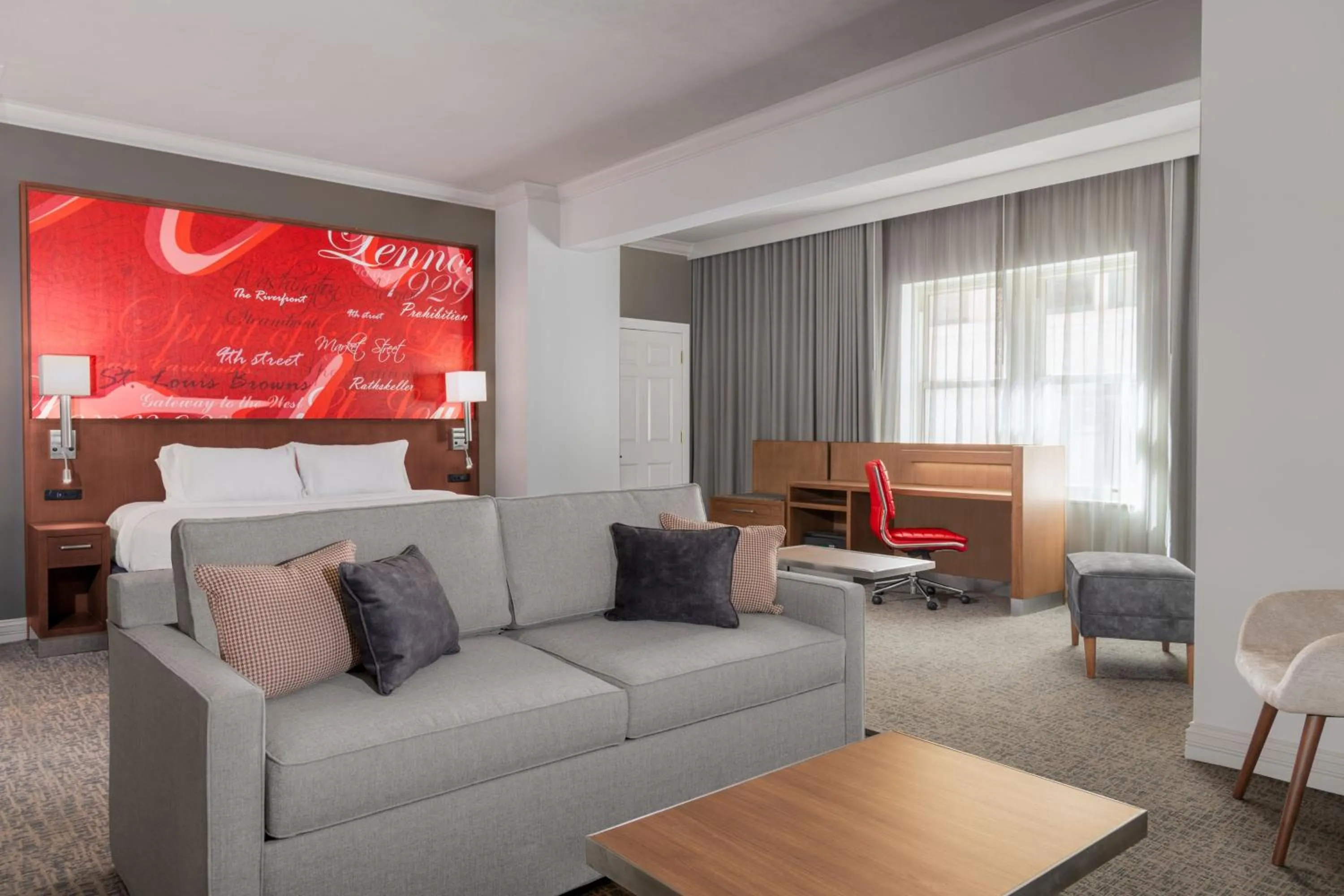 Living room in Courtyard St. Louis Downtown/Convention Center