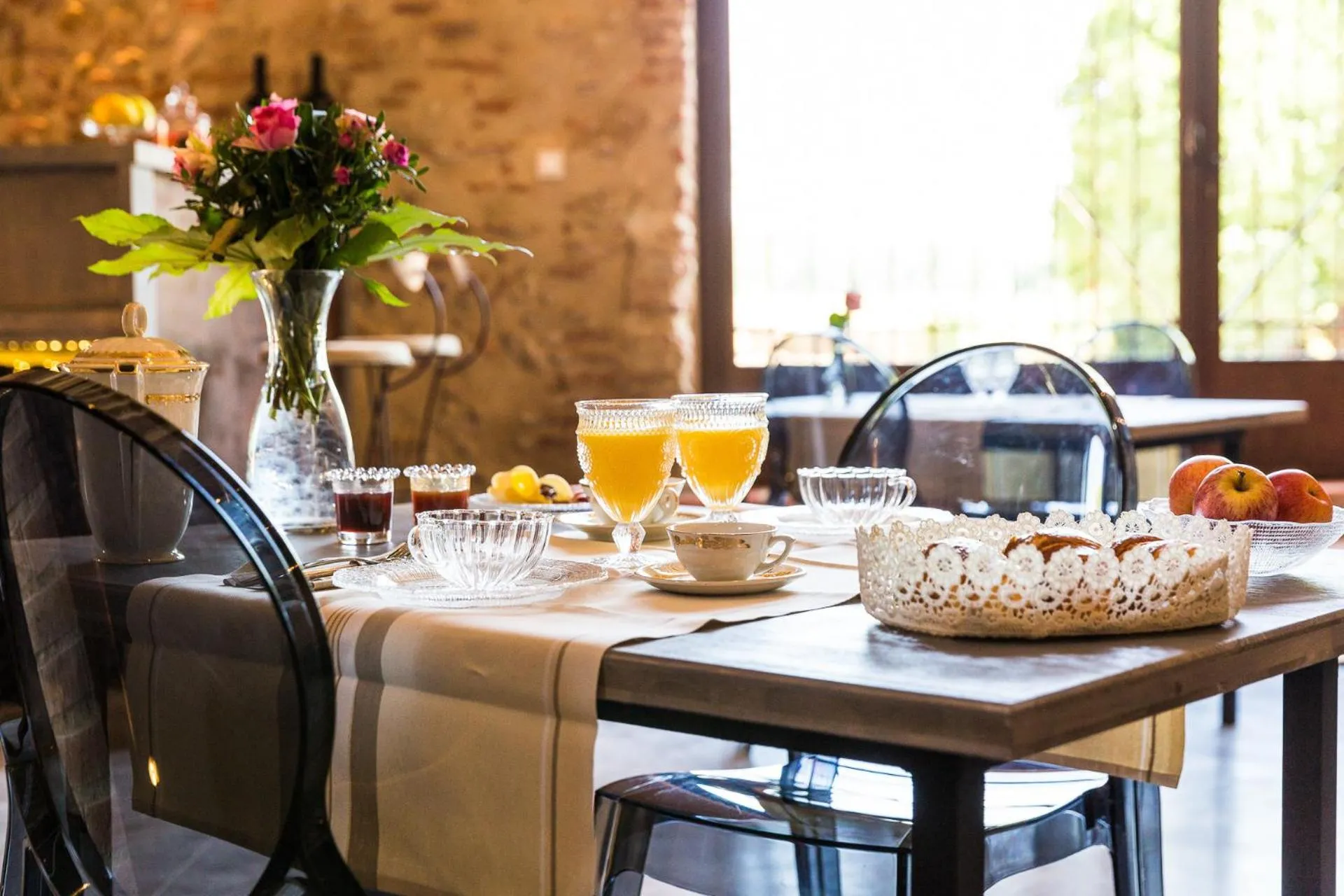 Communal lounge/ TV room in Mas Latour Lavail