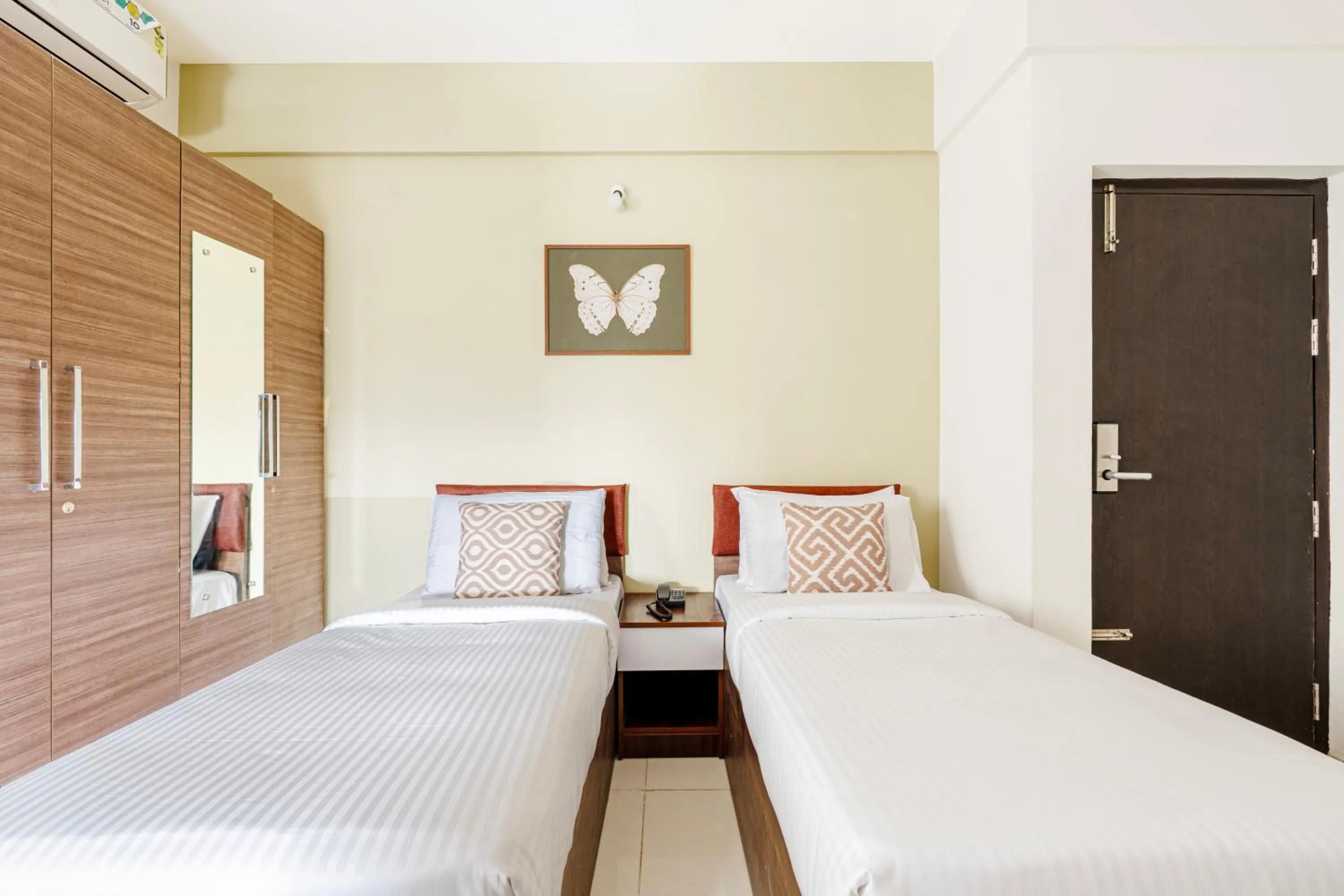 Bed in Wandr Hotel Brookefield, Bangalore