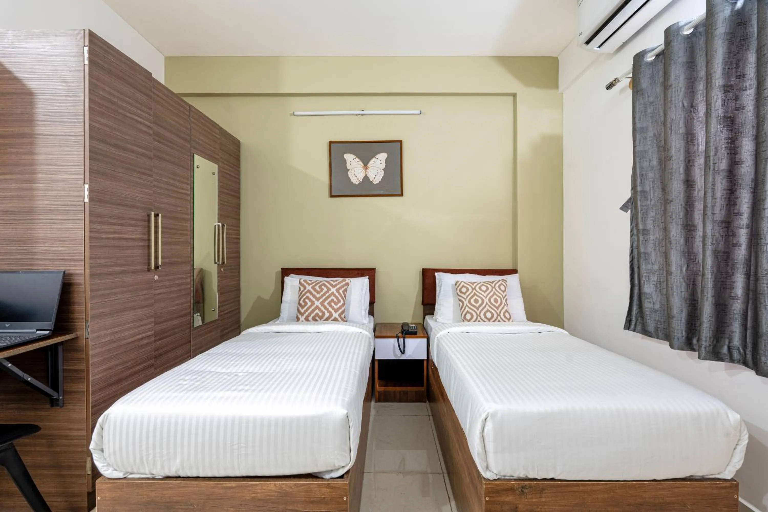 Bed in Wandr Hotel Brookefield, Bangalore