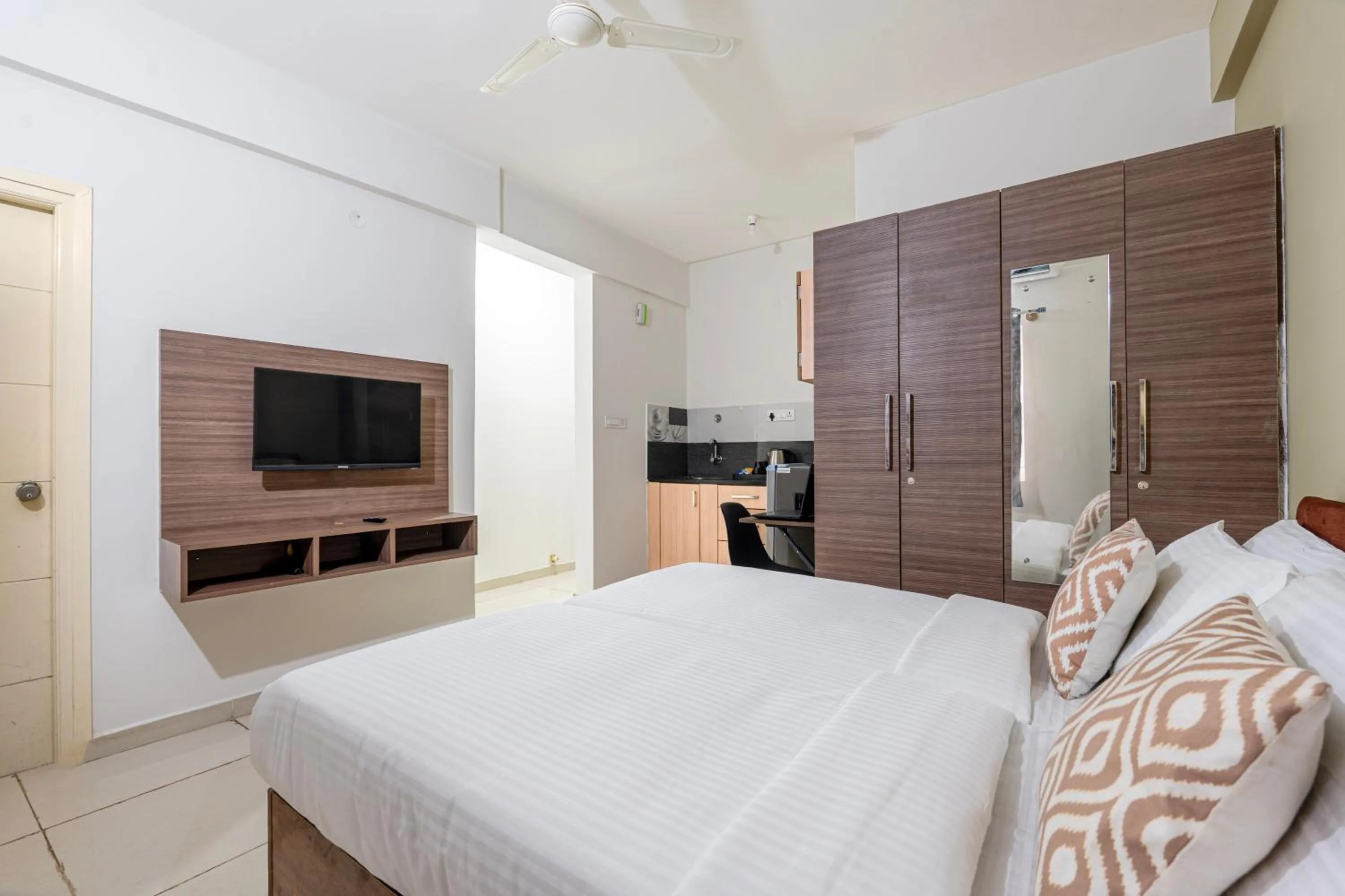 Bed in Wandr Hotel Brookefield, Bangalore