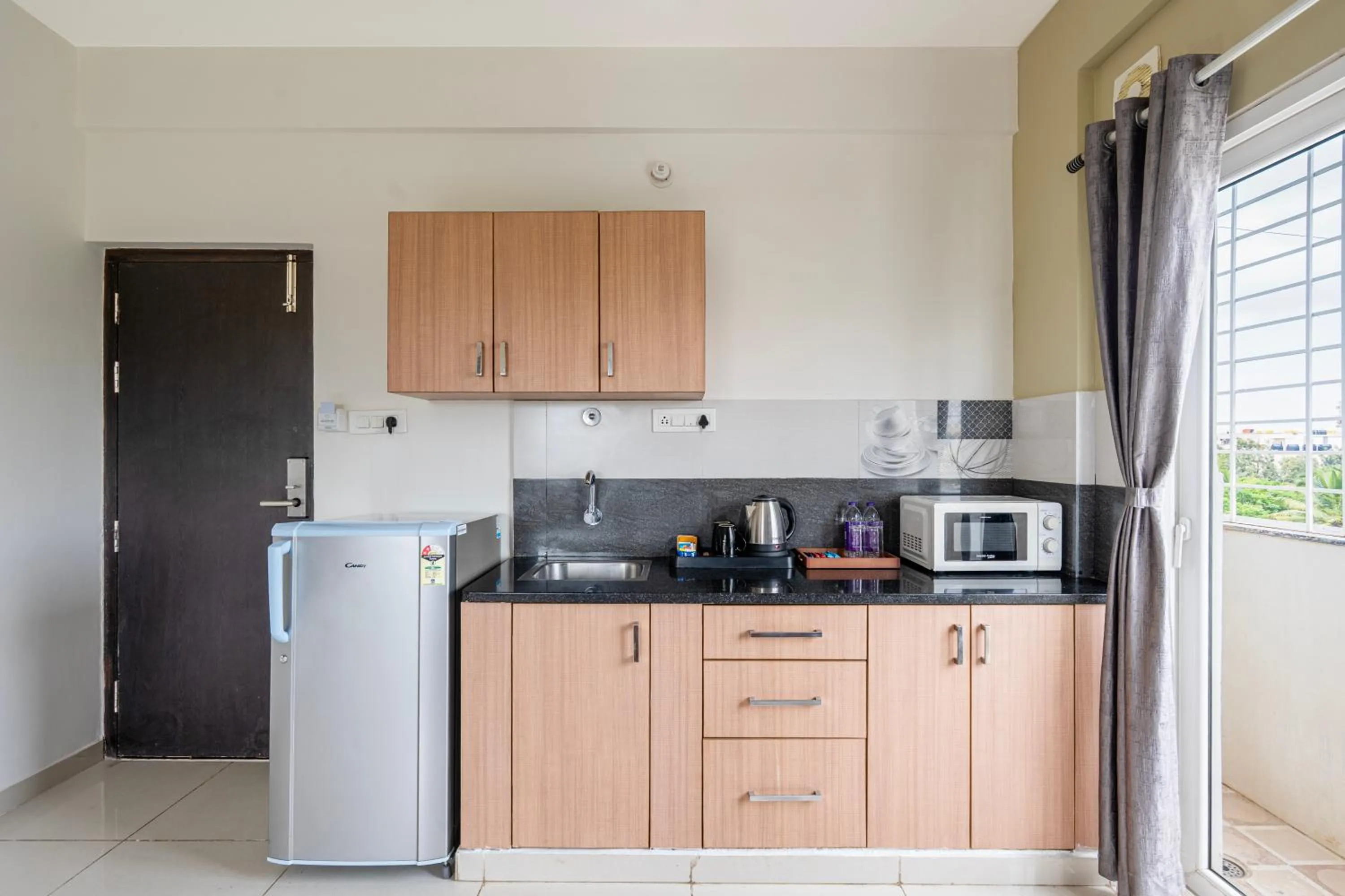 Kitchen or kitchenette in Wandr Hotel Brookefield, Bangalore