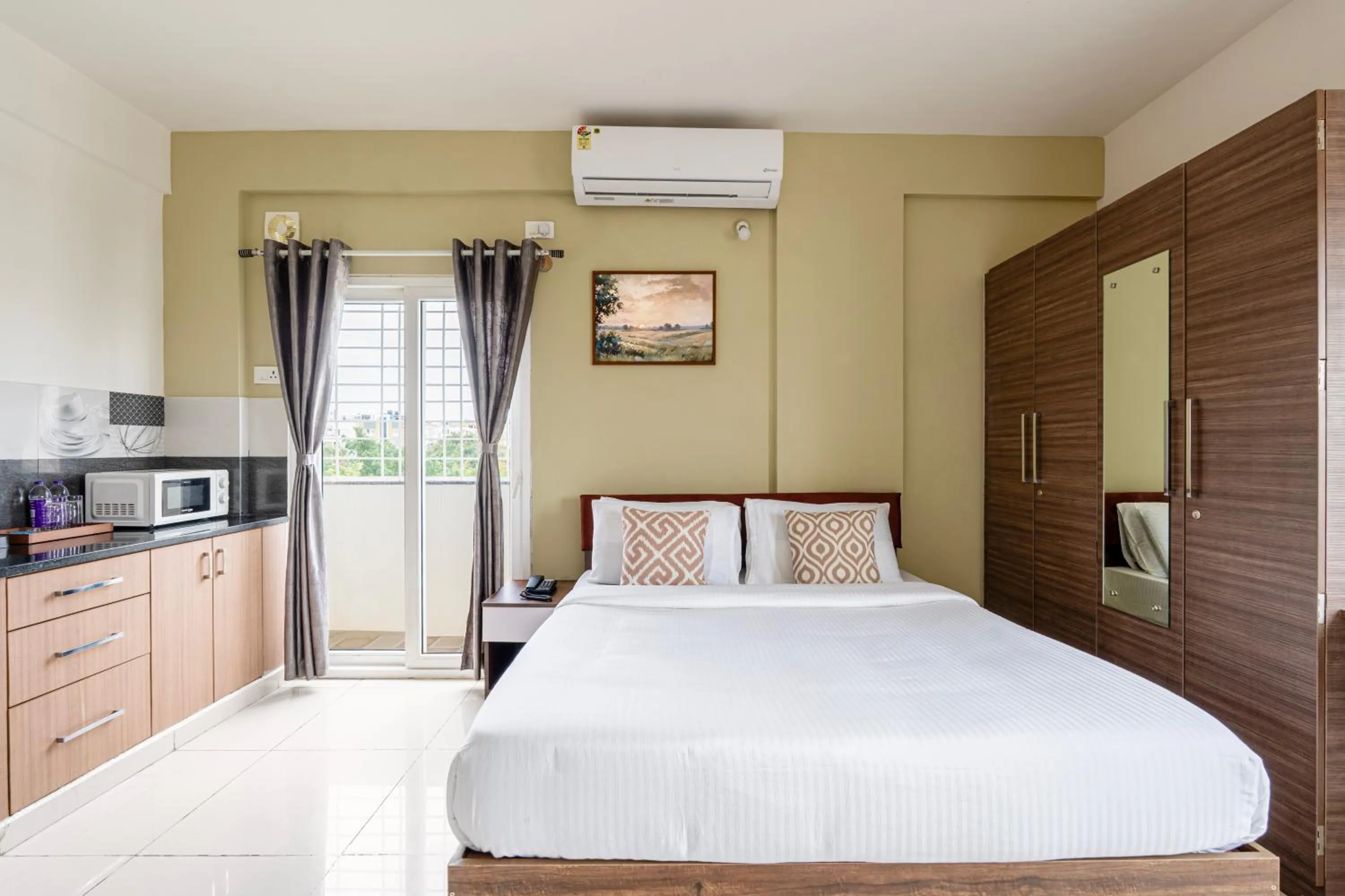 Bed in Wandr Hotel Brookefield, Bangalore