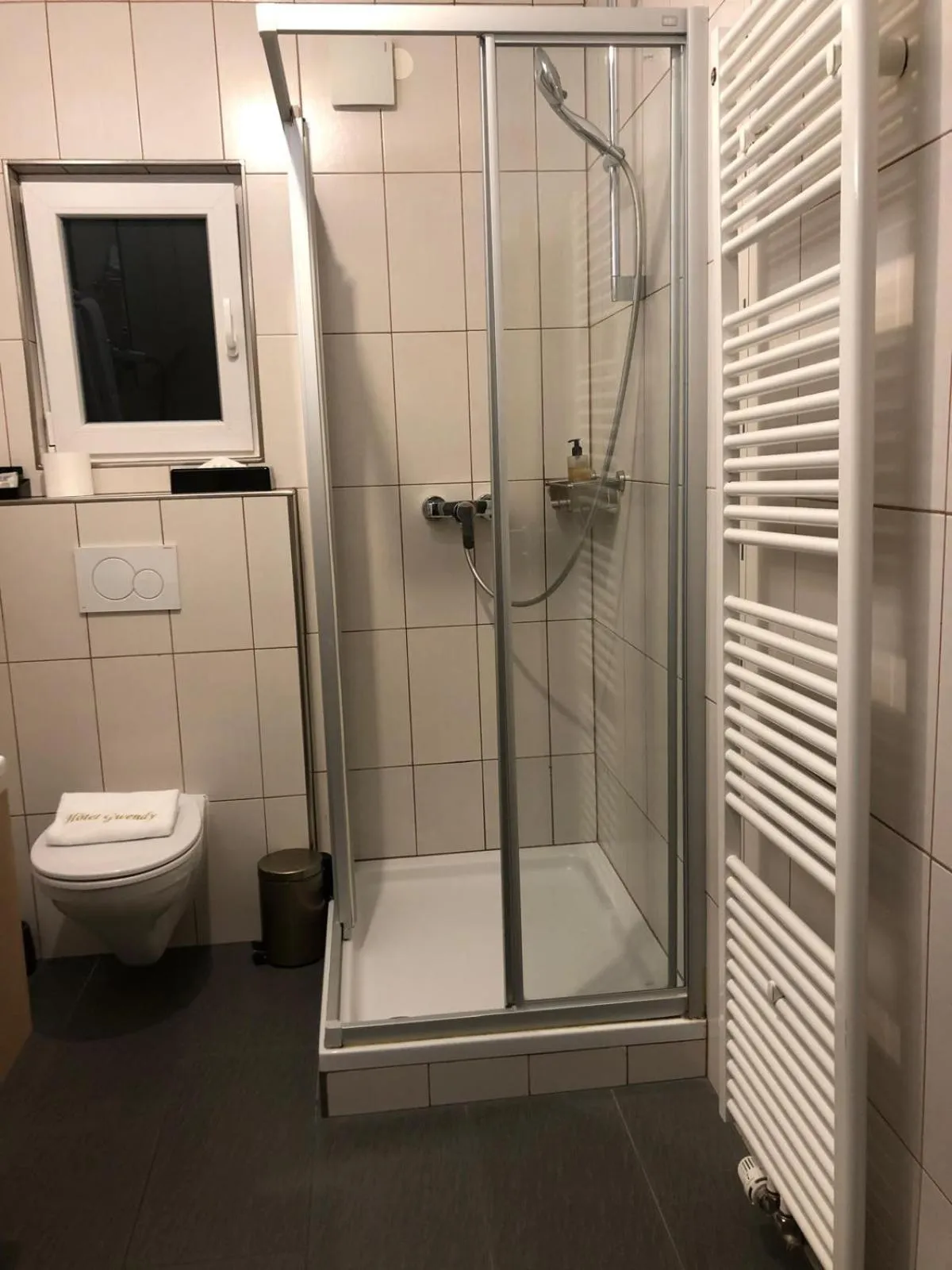 Bathroom in Appart-Hotel Gwendy