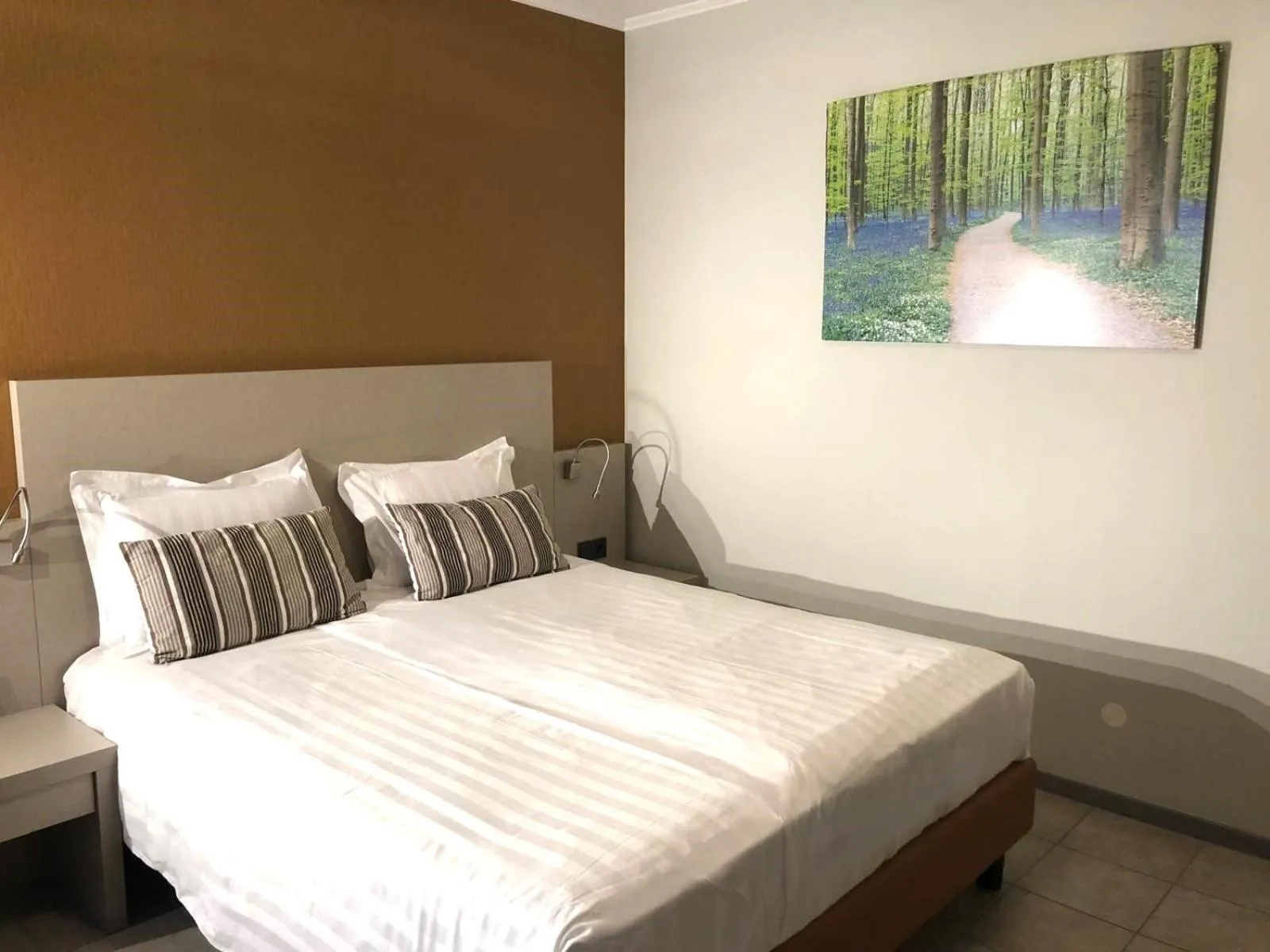 Bedroom, Bed in Appart-Hotel Gwendy