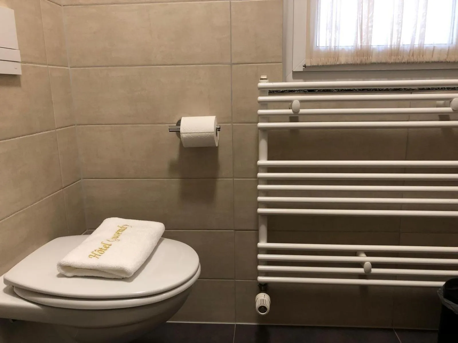 Bathroom in Appart-Hotel Gwendy