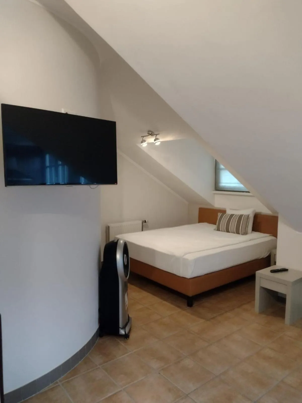 Bedroom, Bed in Appart-Hotel Gwendy