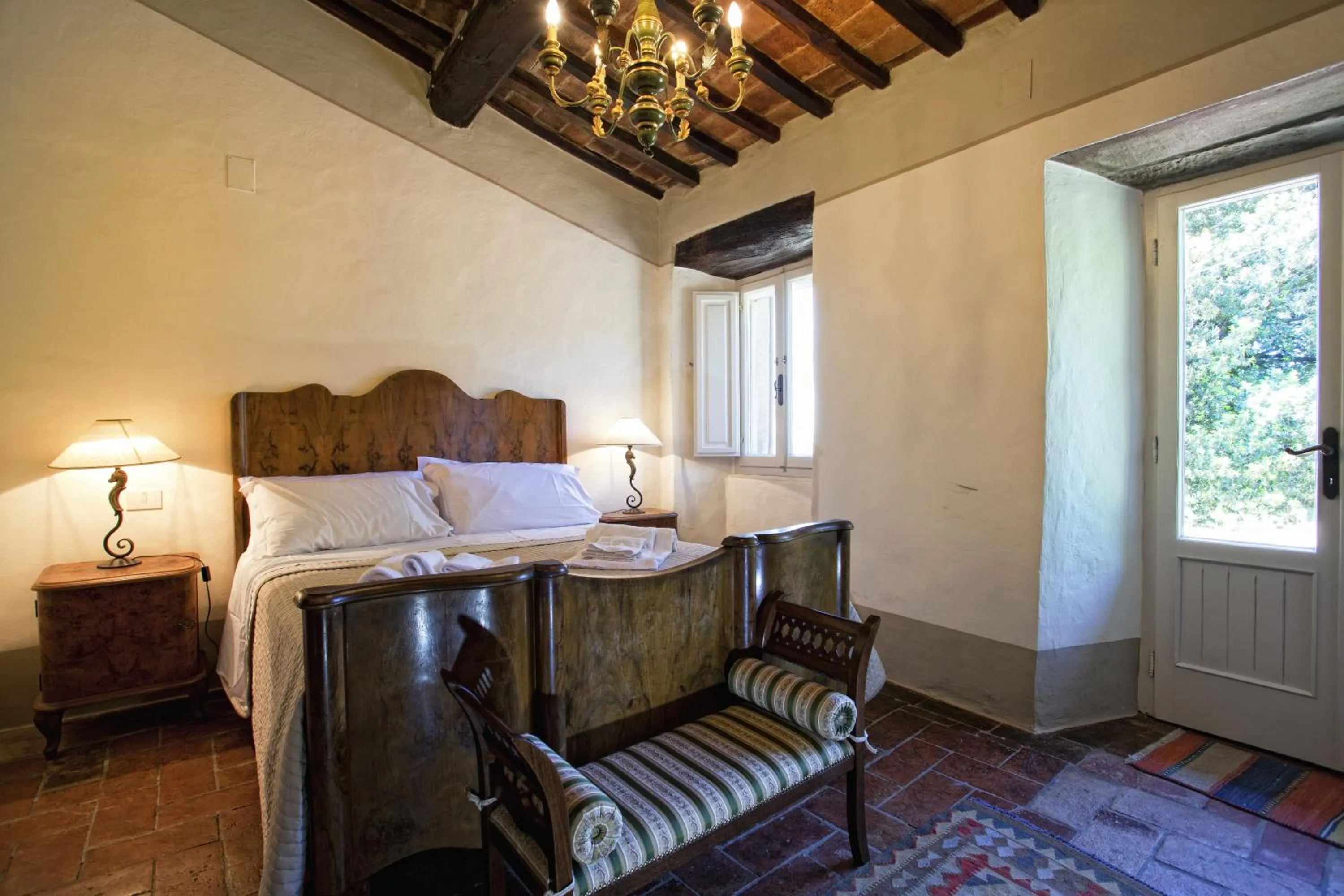 Bedroom, Bed in Villa San Pietro