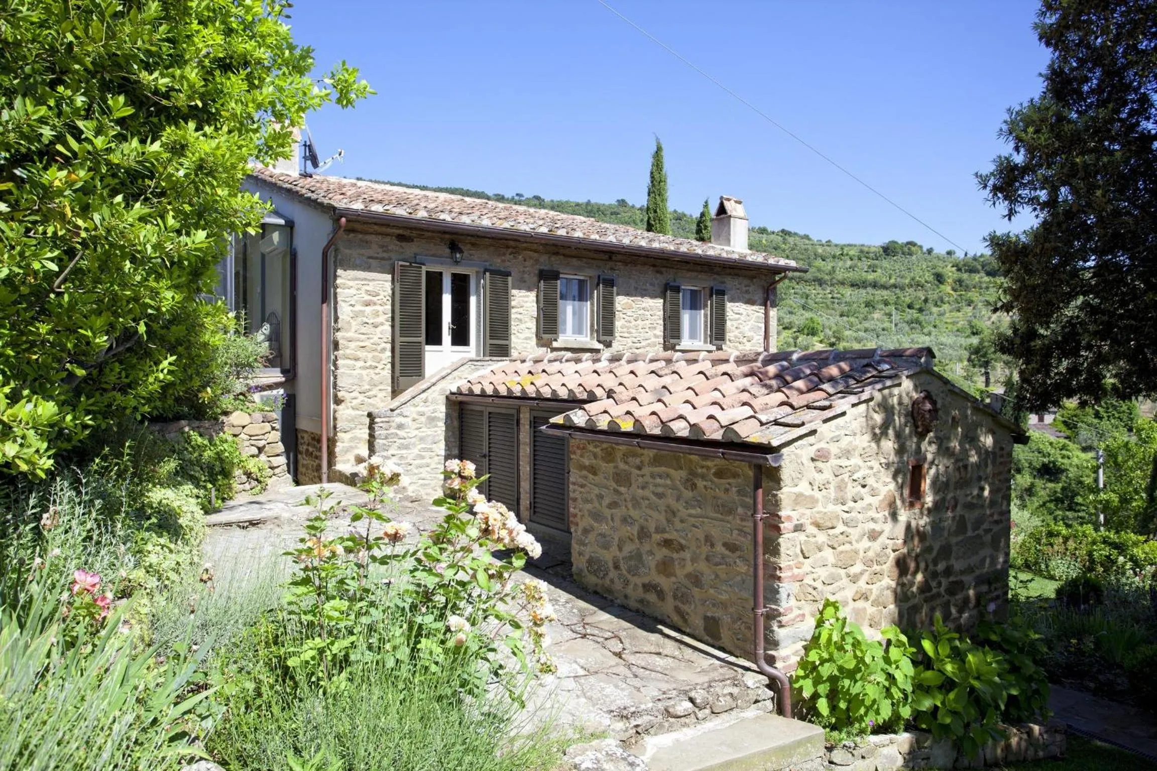 Property building in Villa San Pietro