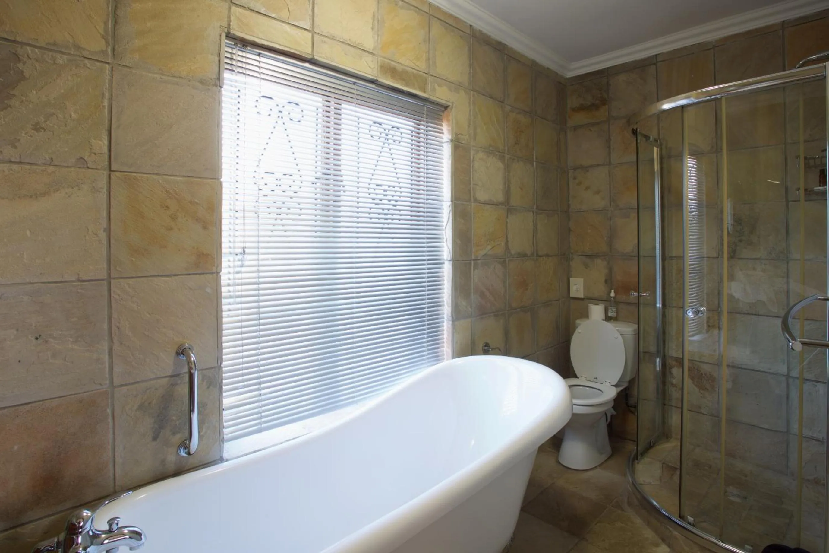 Decorative detail in Sea Whisper Self Catering