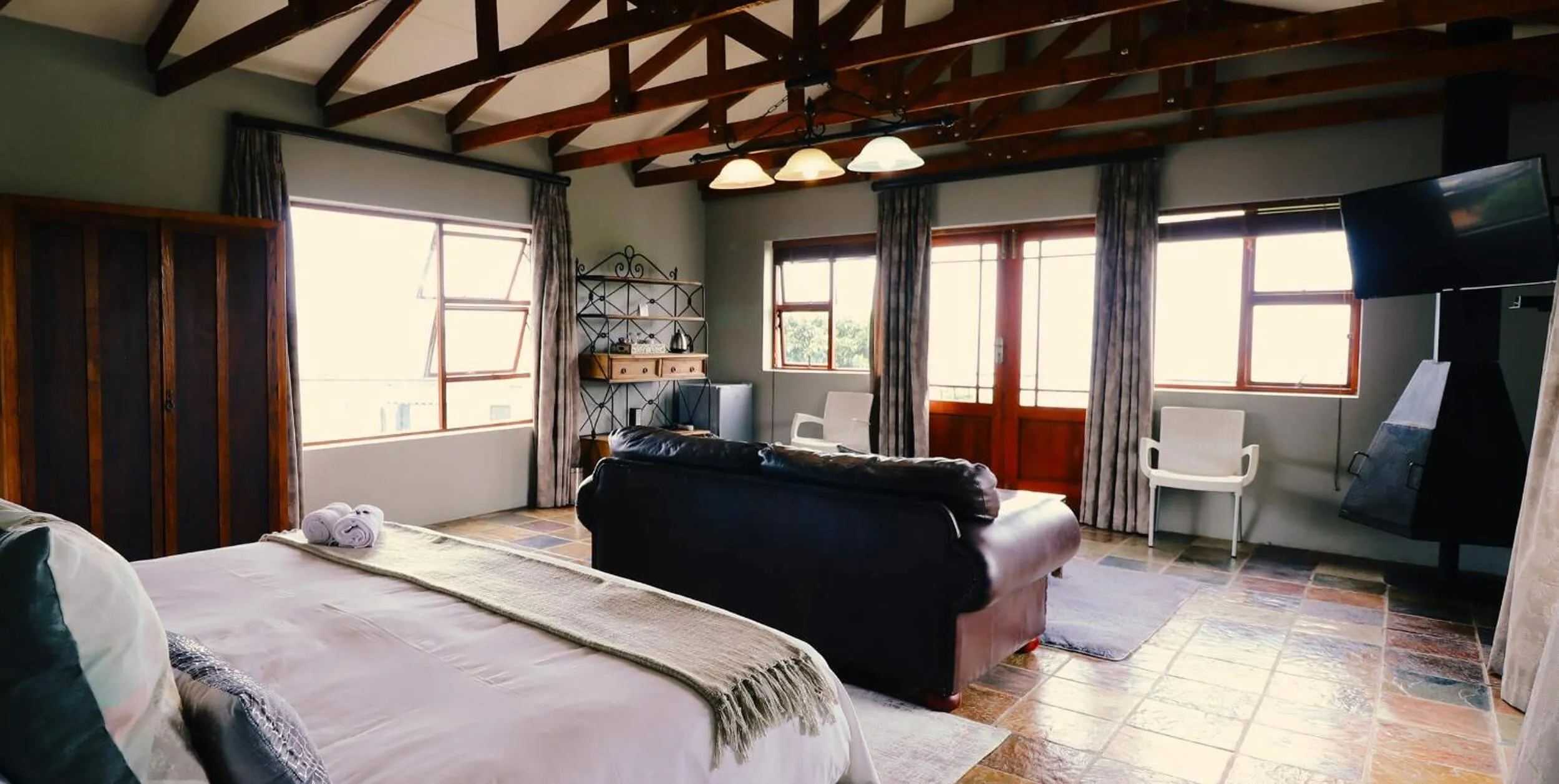 Sea Whisper Self Catering