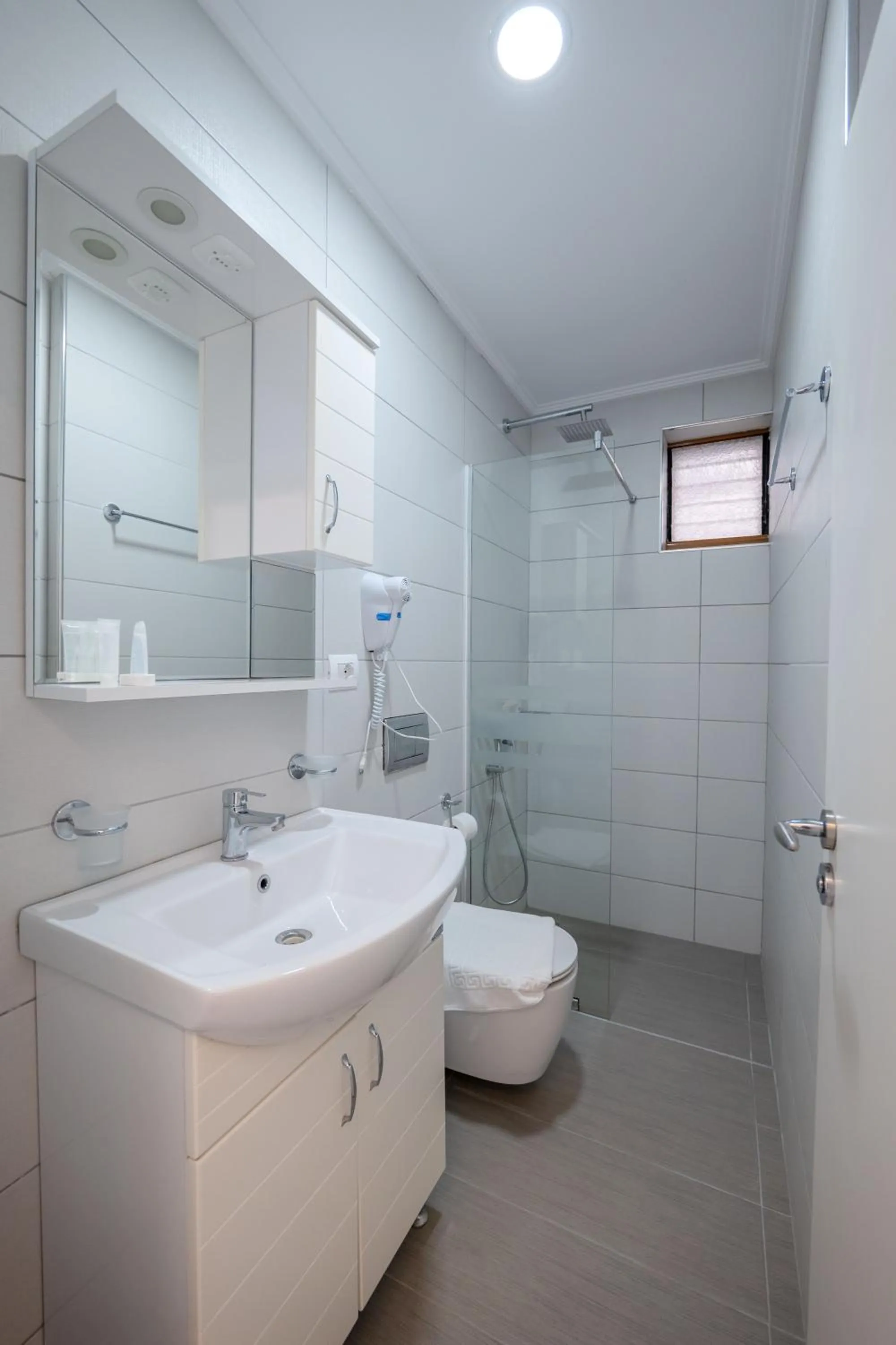 Shower in Vila Era Beach