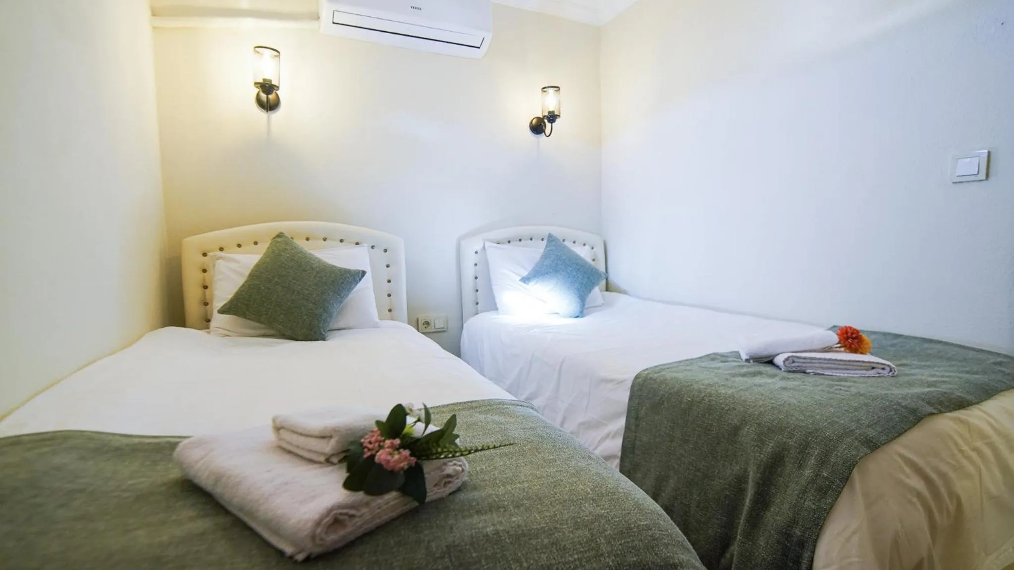 Bed in Bozcaada Aspava Otel