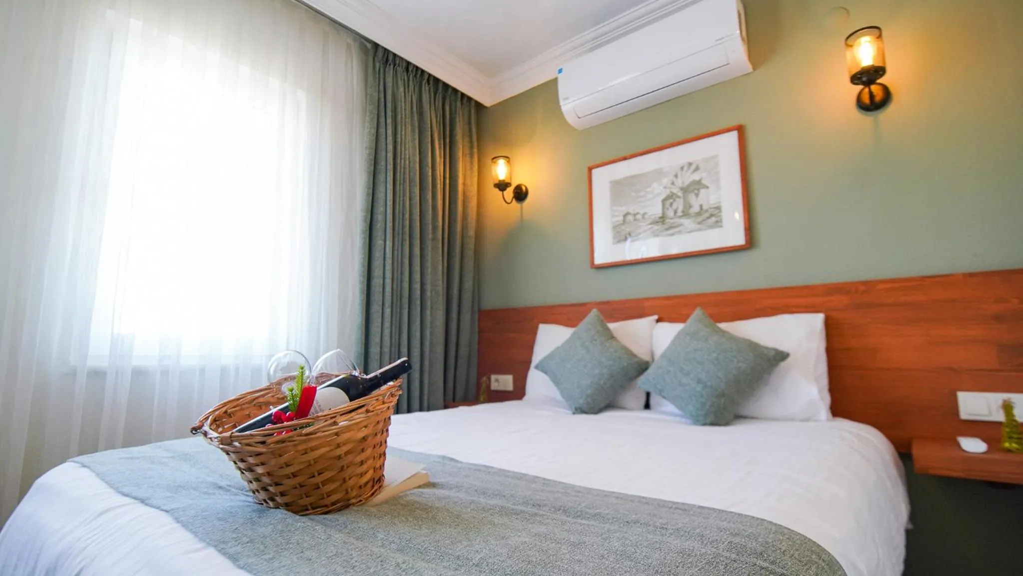 Bed in Bozcaada Aspava Otel