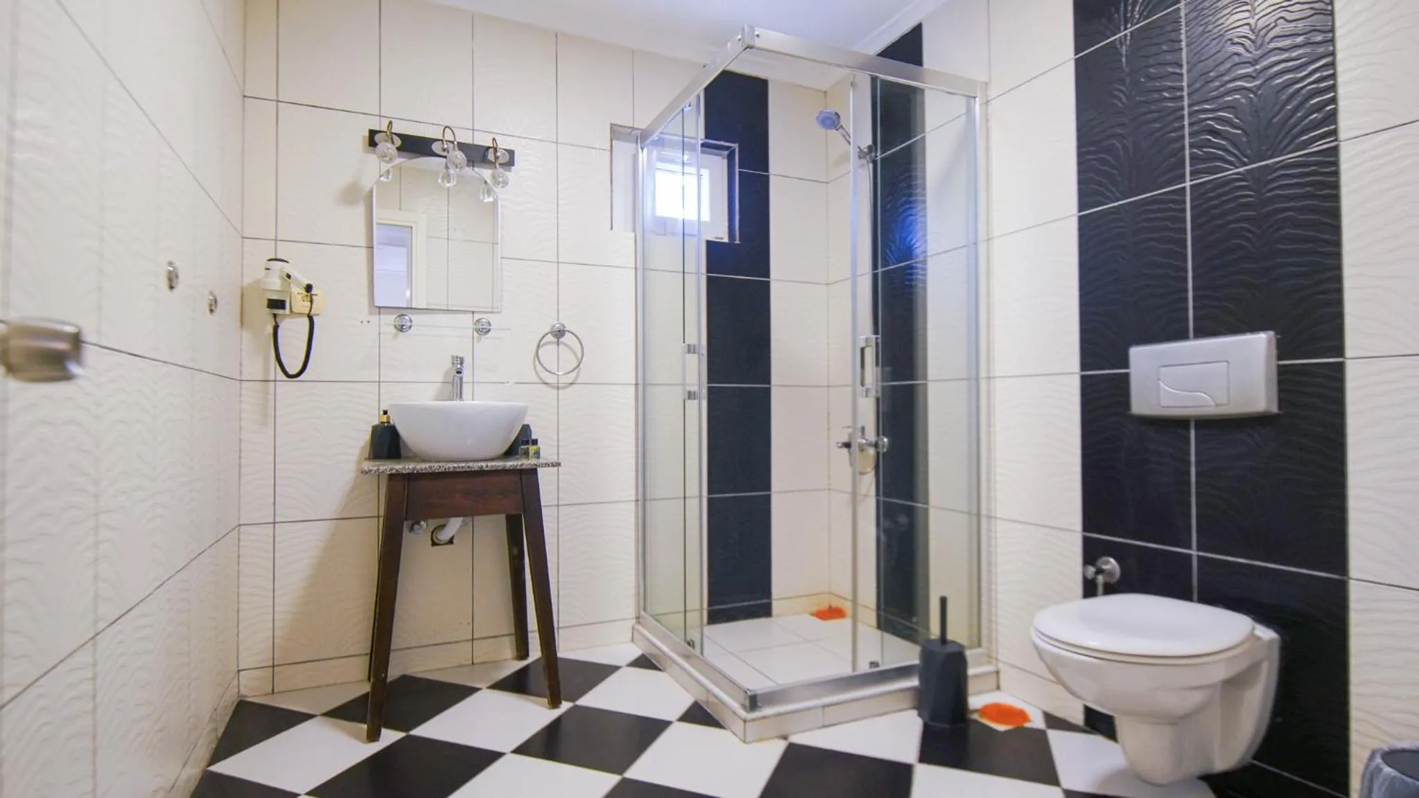 Shower in Bozcaada Aspava Otel