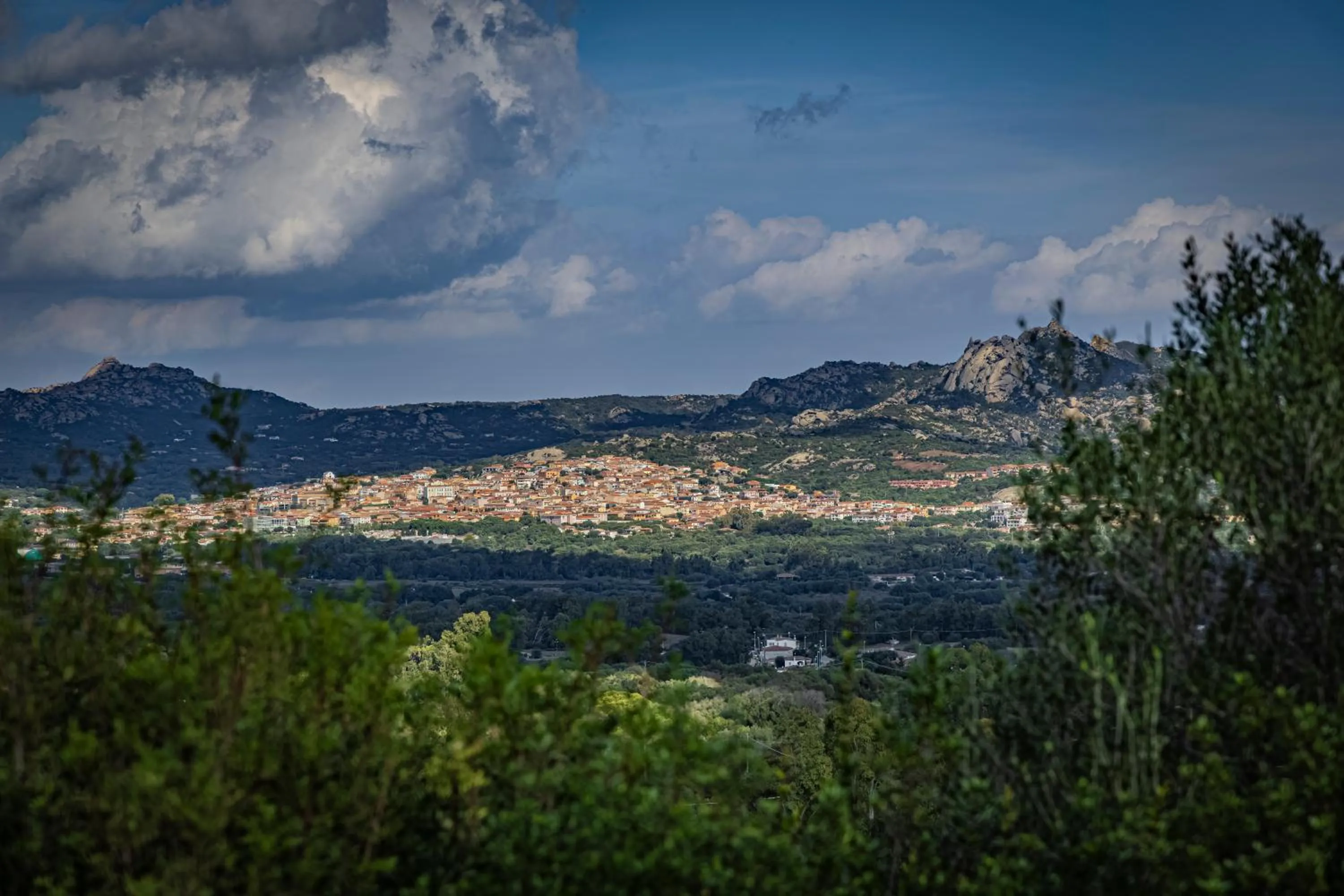 City view in Dolce Luna