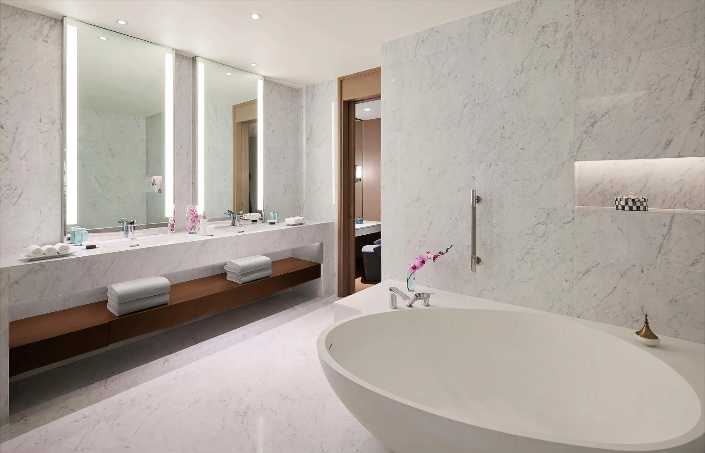 Bathroom in Nuwa Sri Lanka at City of Dreams