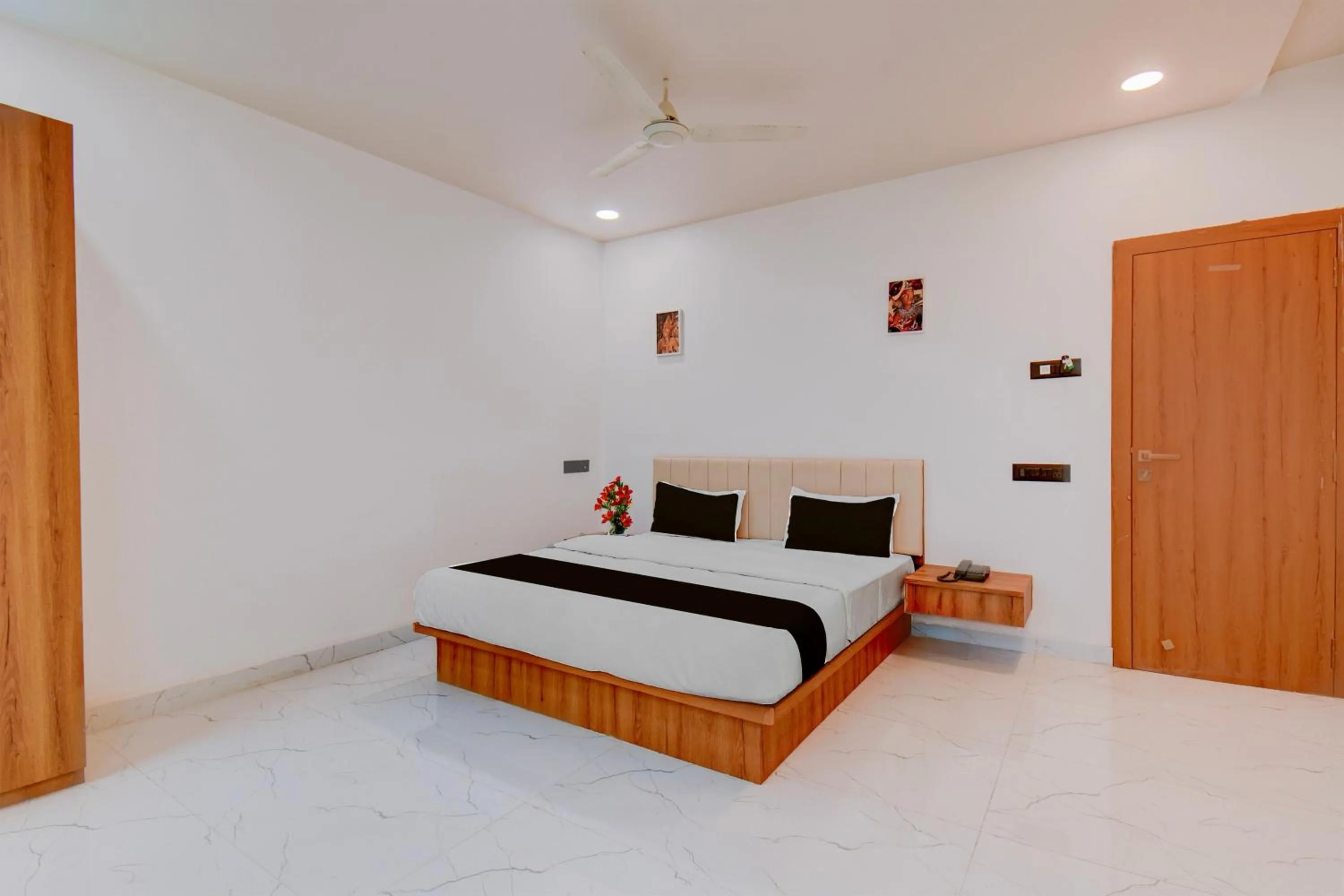 Bedroom in Super Collection O Aurangabad Shendra MIDC Formerly Prayag Inn