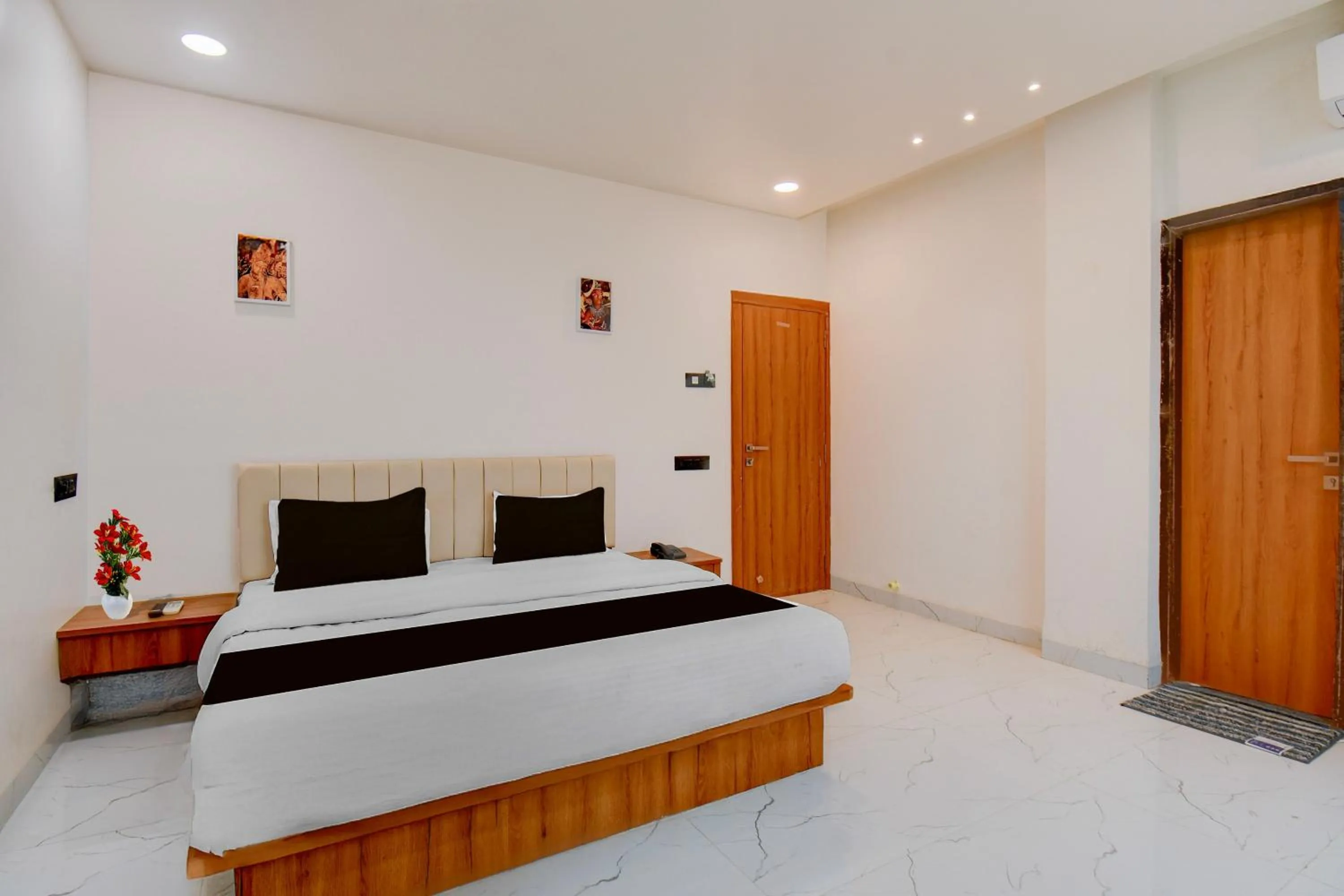 Bedroom in Super Collection O Aurangabad Shendra MIDC Formerly Prayag Inn