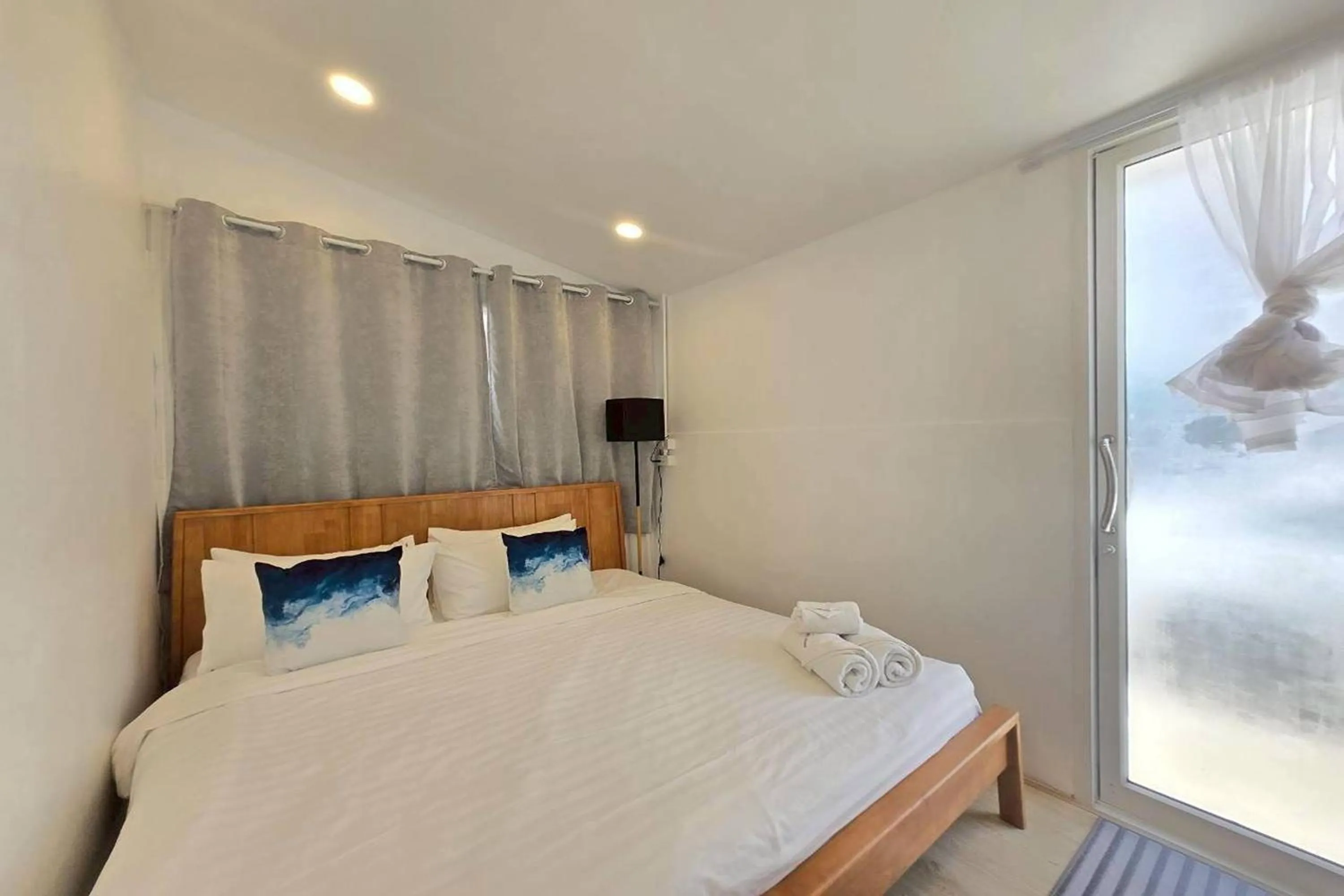 Three-Bedroom House in Breezy Bliss Home