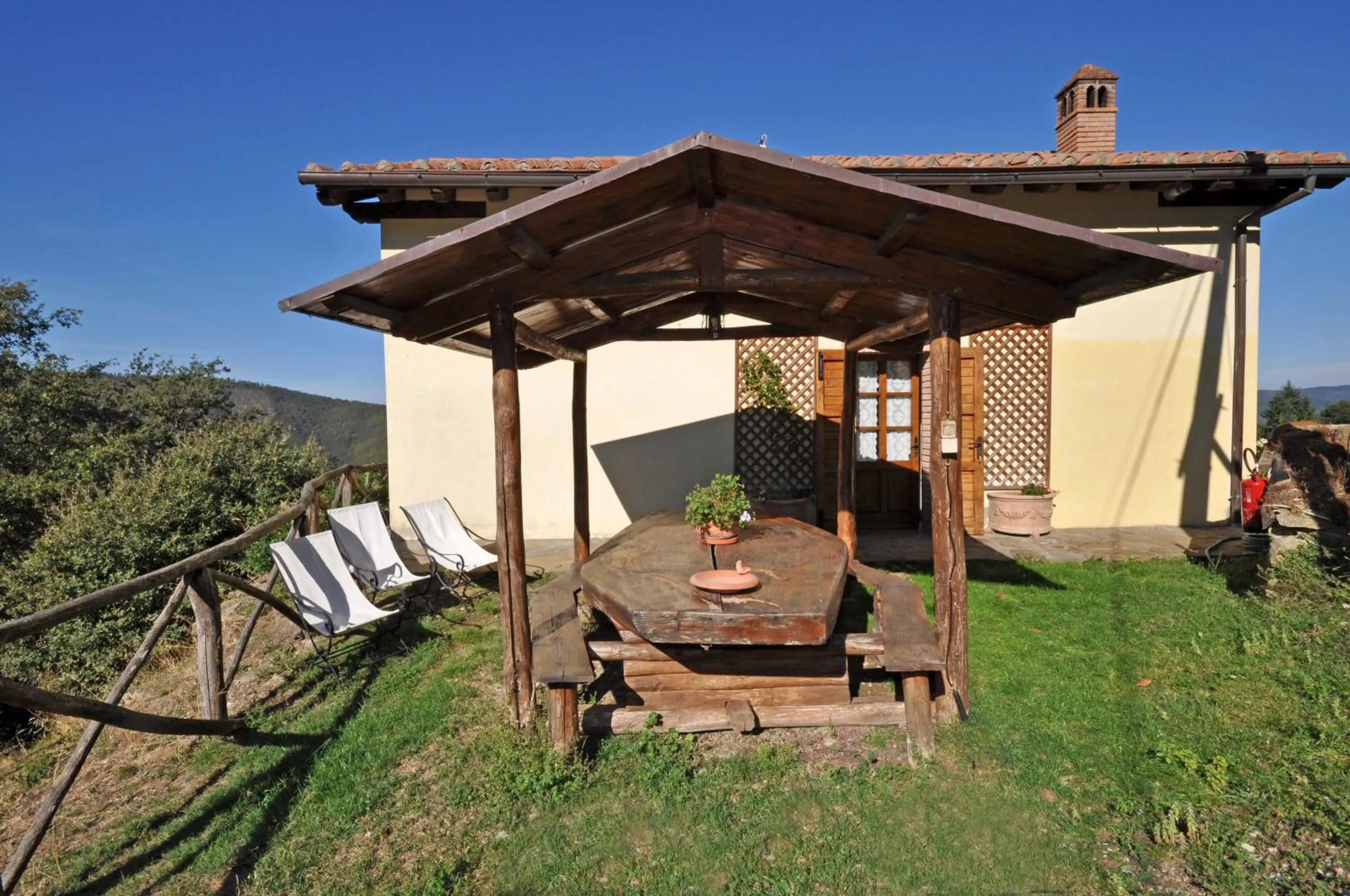 Patio in Casa Margherita 2 by PosarelliVillas