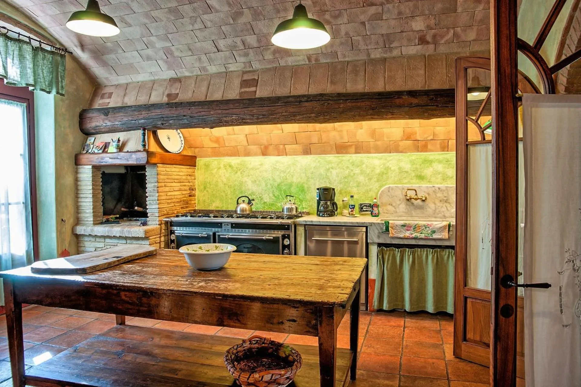 Kitchen or kitchenette in Villa Petrognano by PosarelliVillas