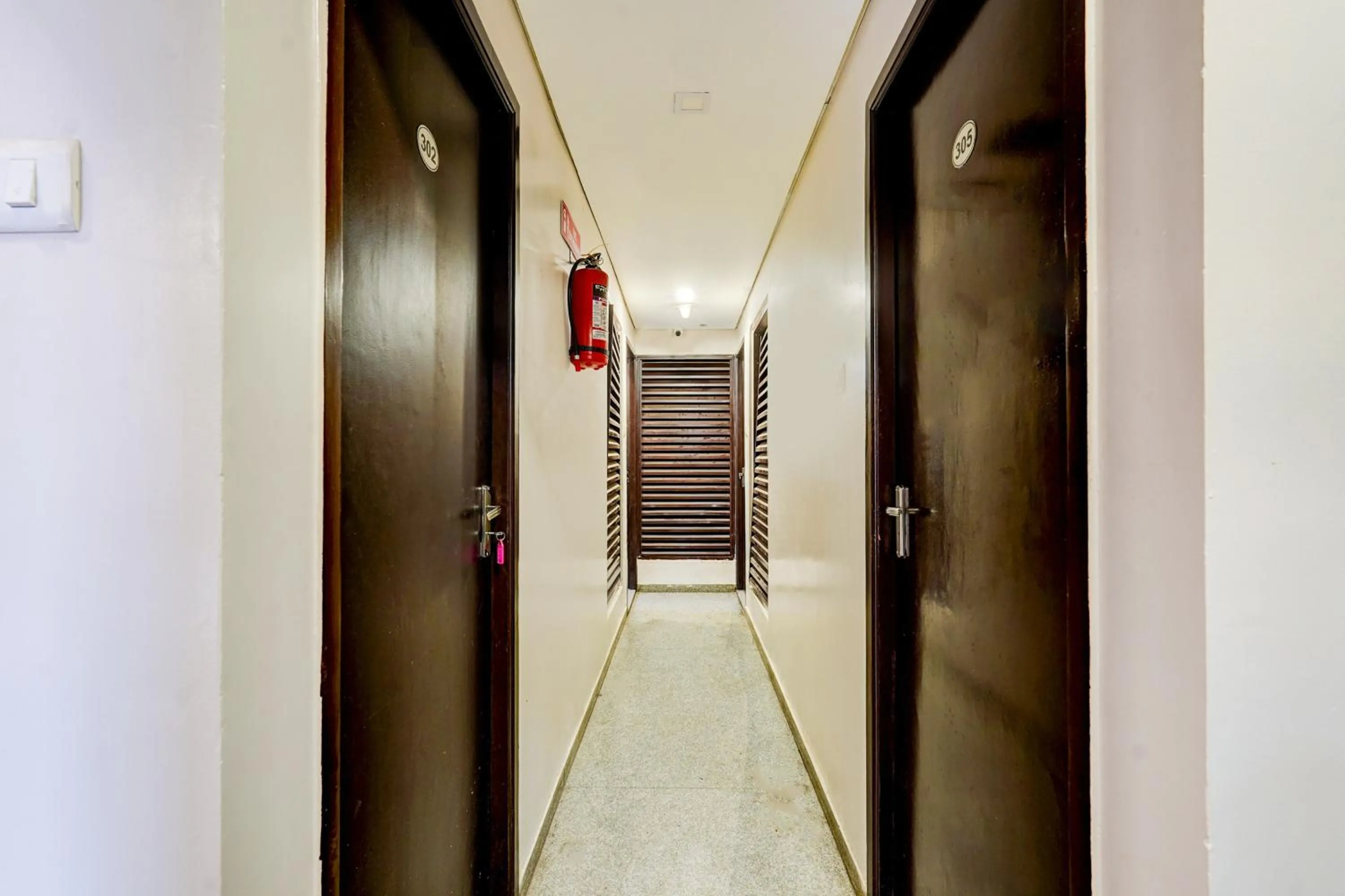 Lobby or reception in Hotel O MA Chidambaram Stadium Formerly Sarvanas Park