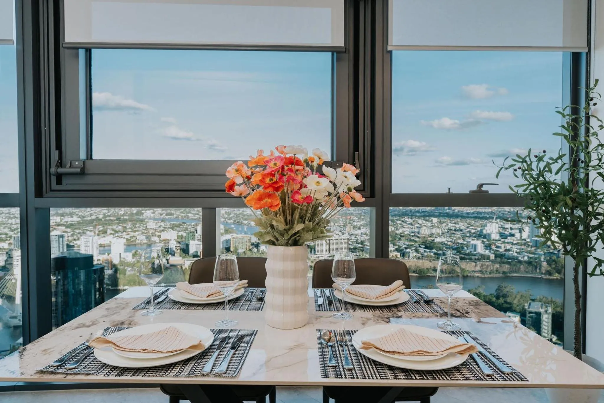 Nooon Stay QW - Apartments Managed by The NOOON STAY