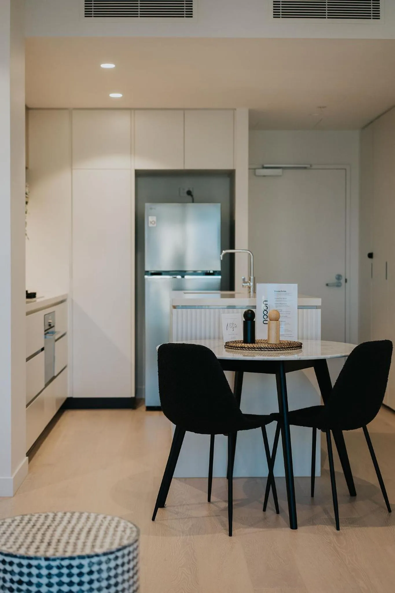 Nooon Stay QW - Apartments Managed by The NOOON STAY