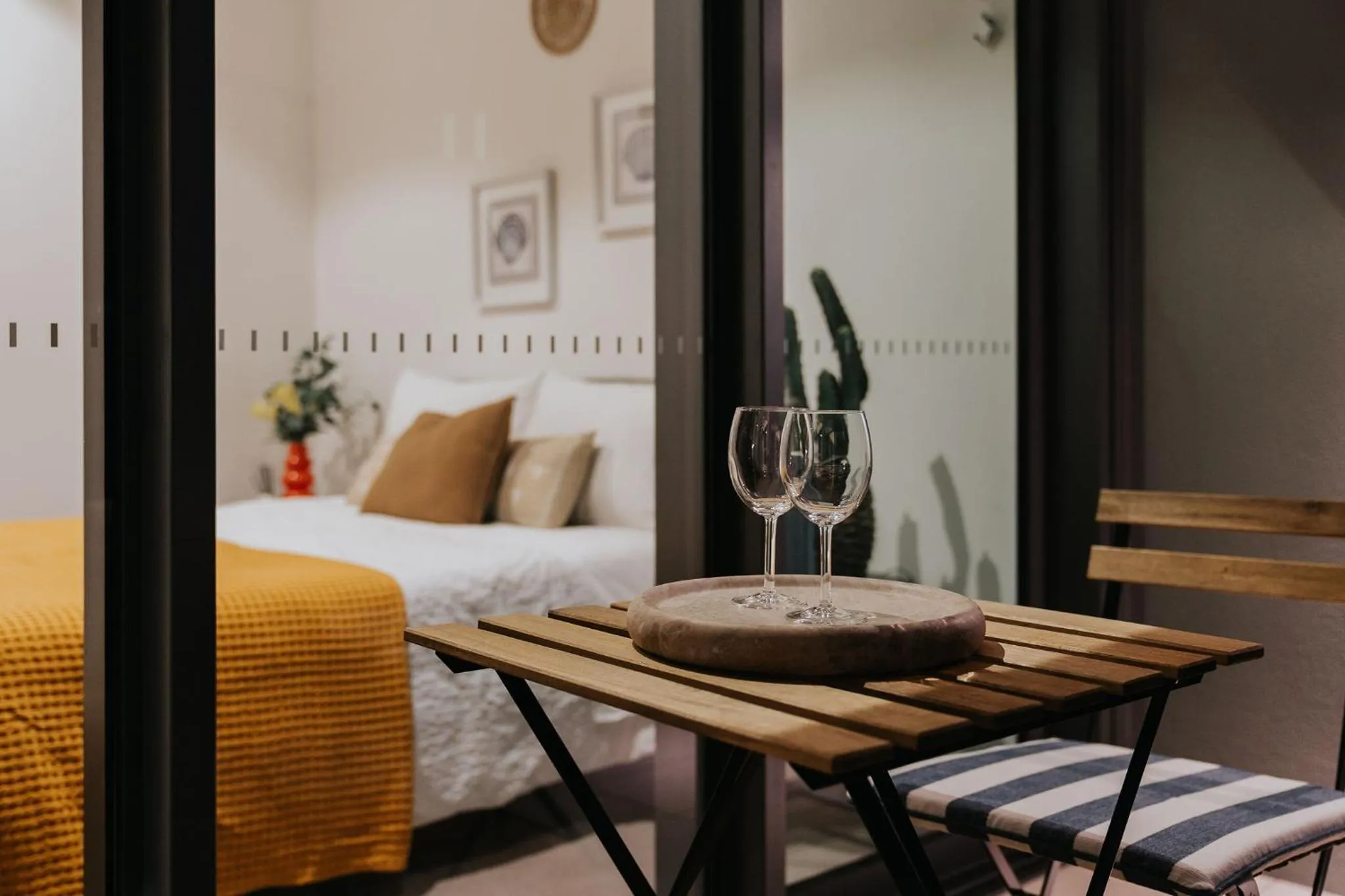 Bed in Nooon Stay QW - Apartments Managed by The NOOON STAY