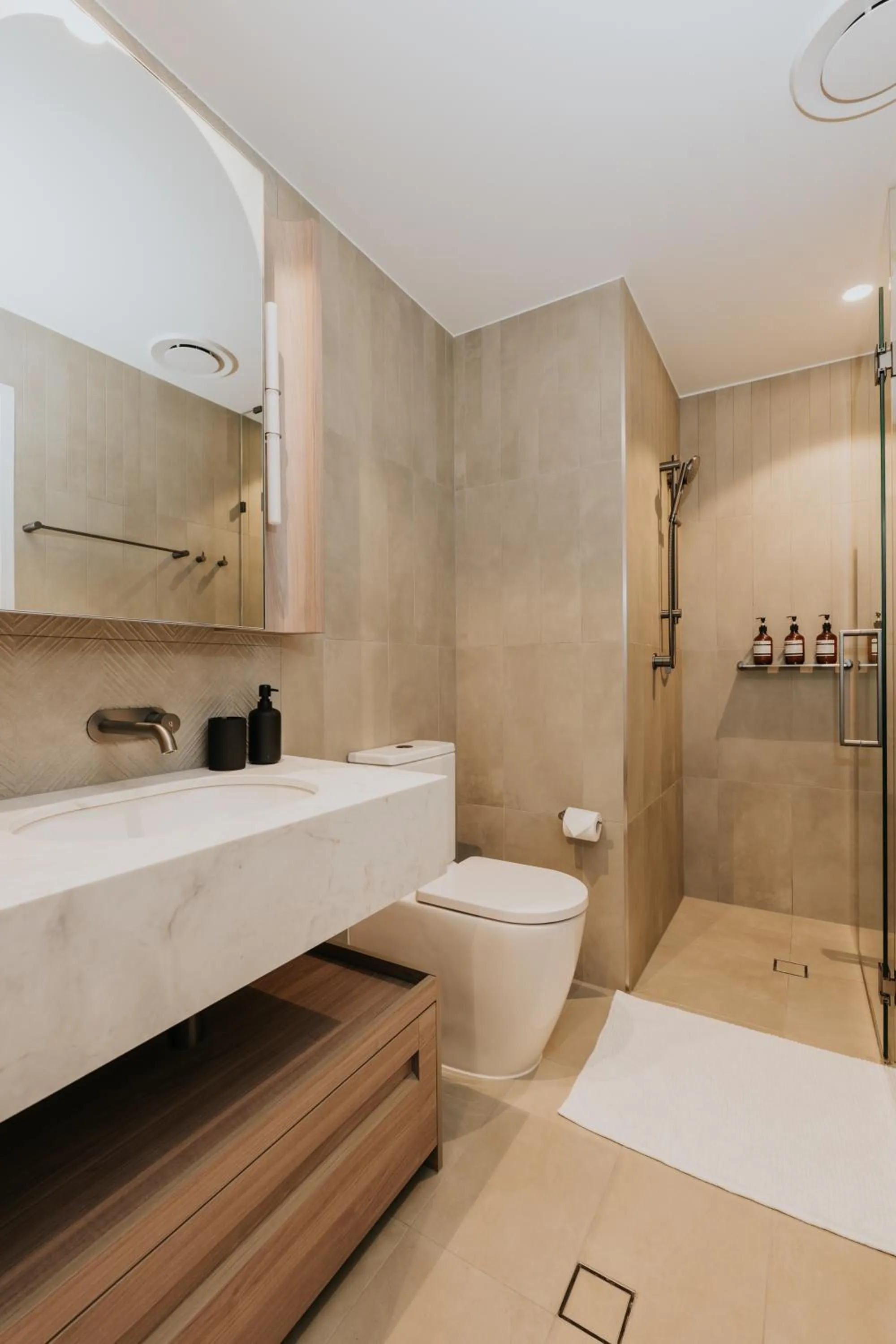 Nooon Stay QW - Apartments Managed by The NOOON STAY