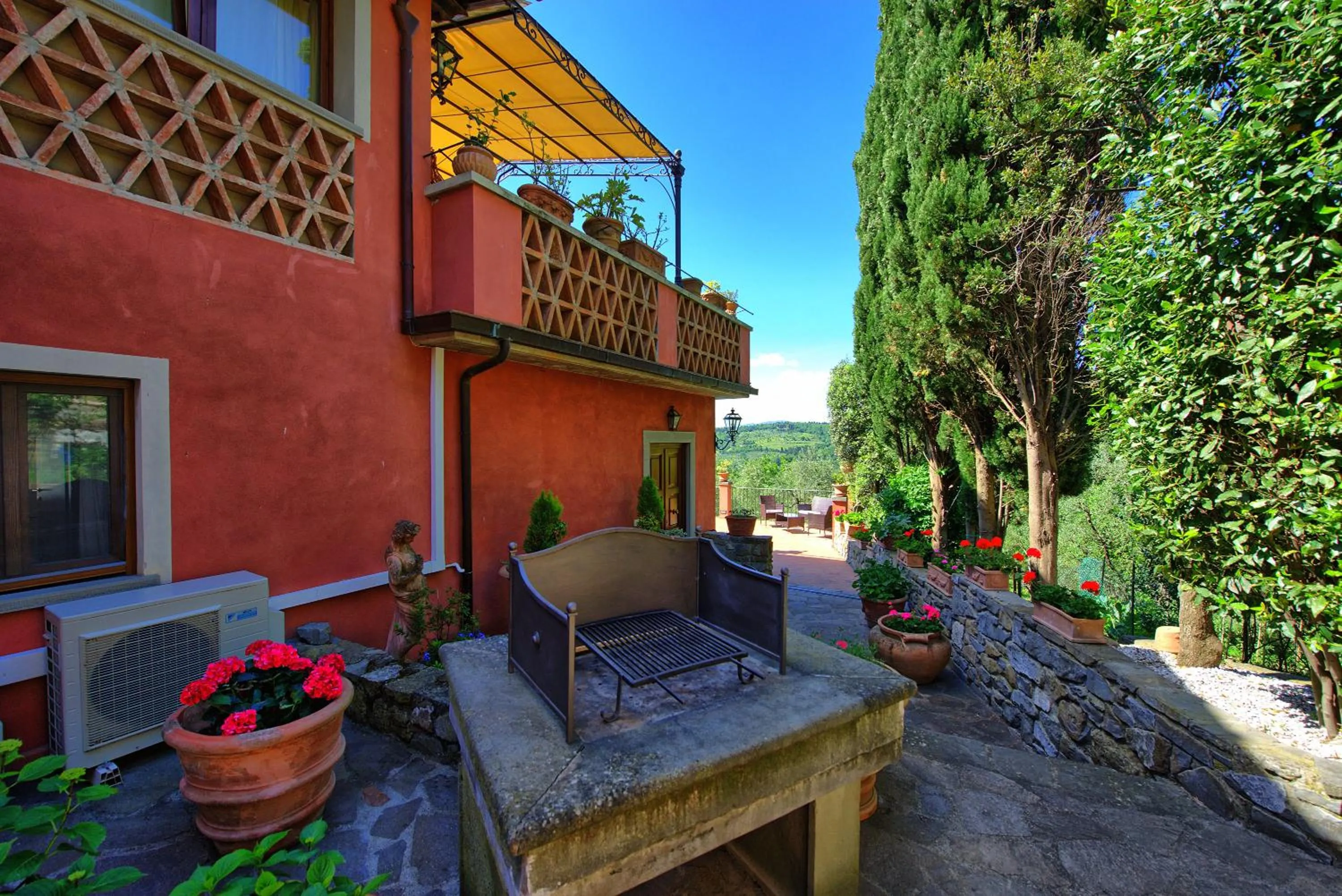 BBQ facilities in Casa Vania by PosarelliVillas