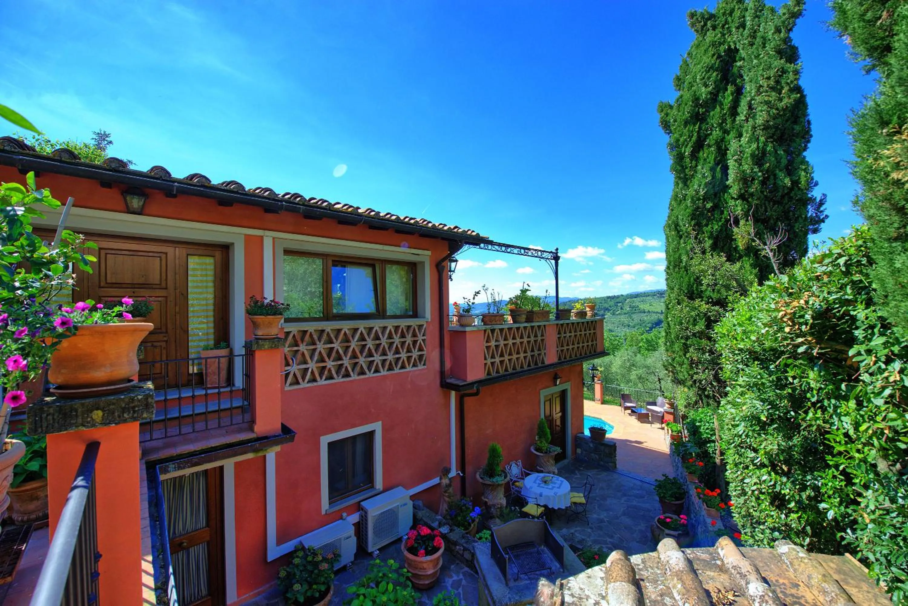 Property building in Casa Vania by PosarelliVillas